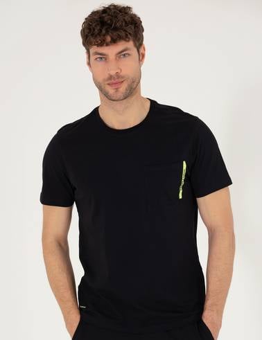 Siyah Slim Fit Cepli Bisiklet Yaka Tişört