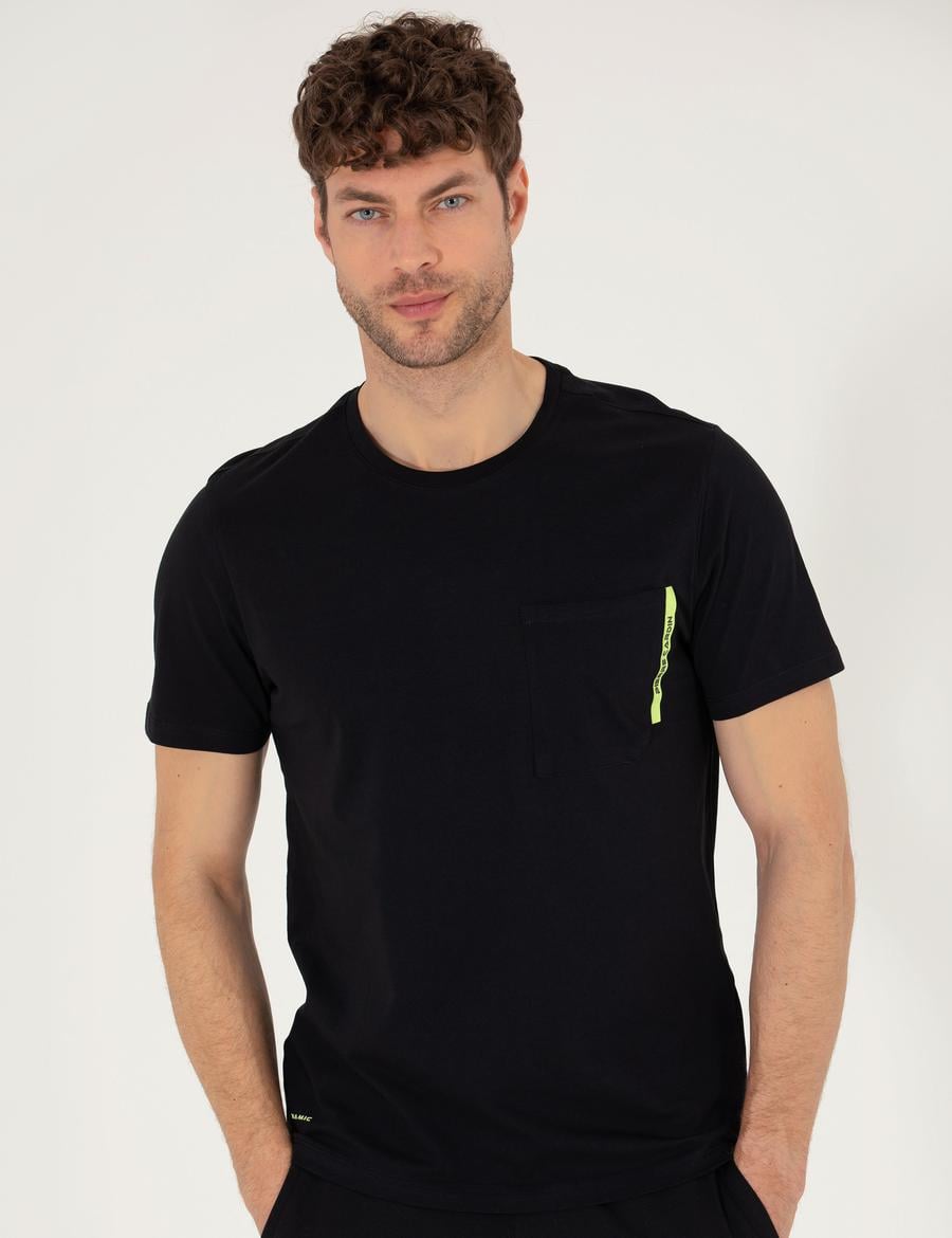 Siyah Slim Fit Cepli Bisiklet Yaka Tişört