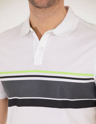 Beyaz Slim Fit Göğüs Baskılı Polo Yaka Tişört