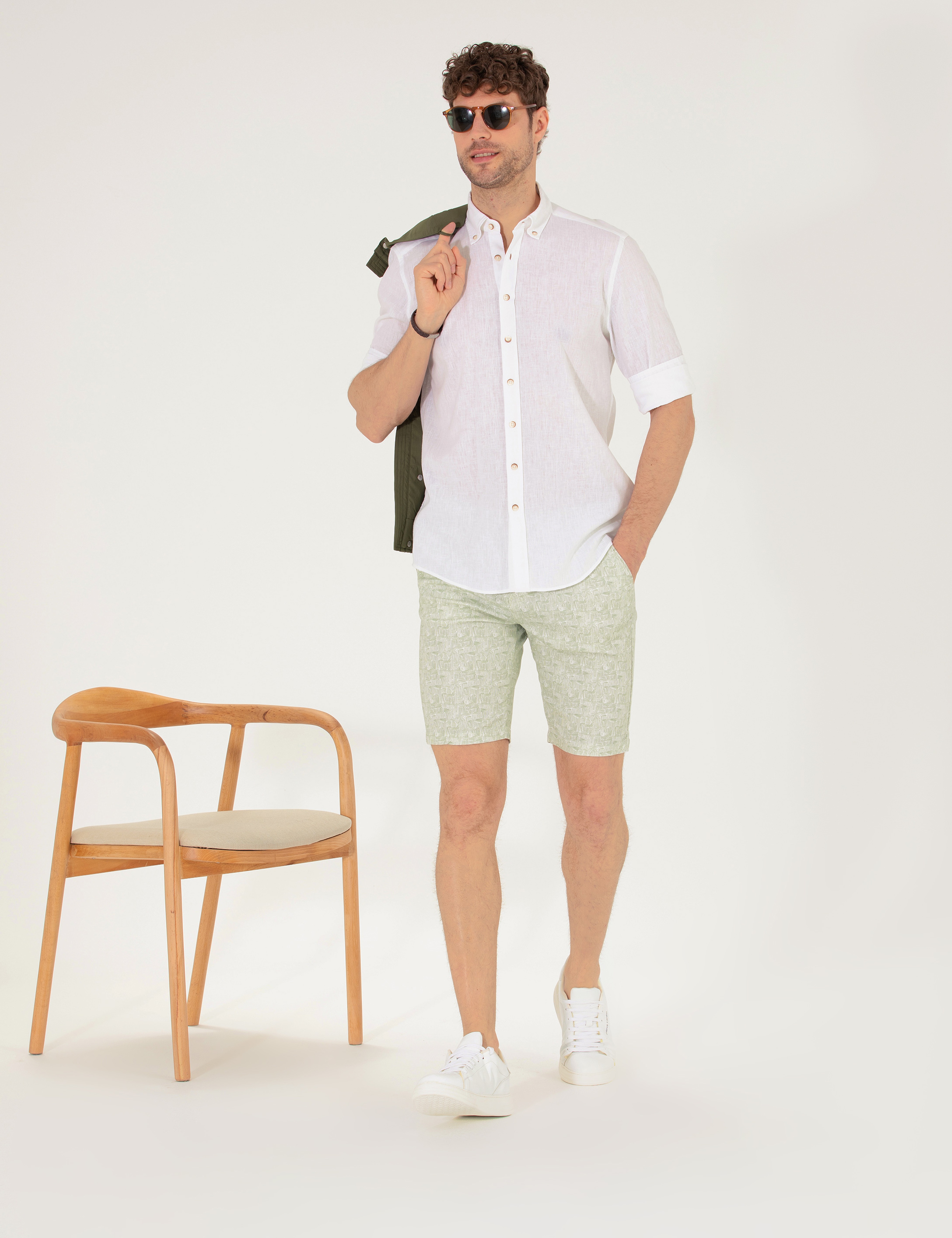 Haki Slim Fit Beli Lastikli Desenli Bermuda Şort - Image 1