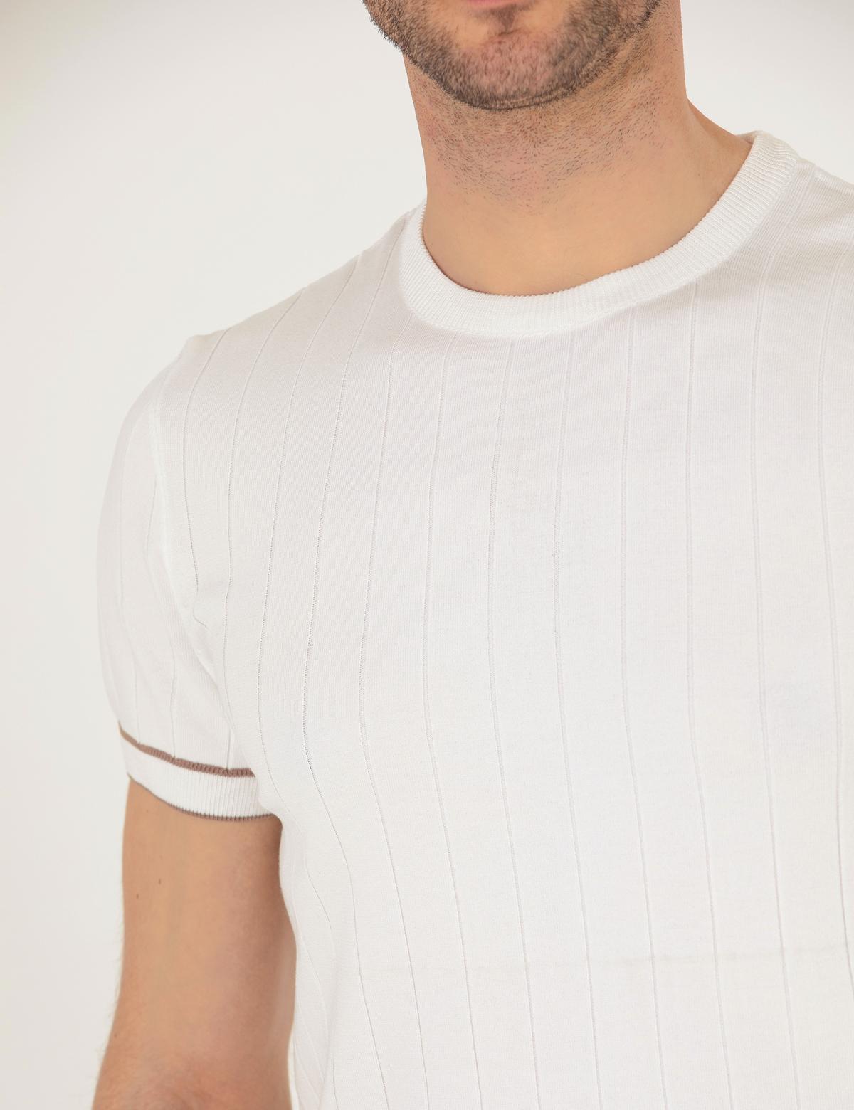 Ekru Slim Fit Bisiklet Yaka Triko Tişört - 50268875018