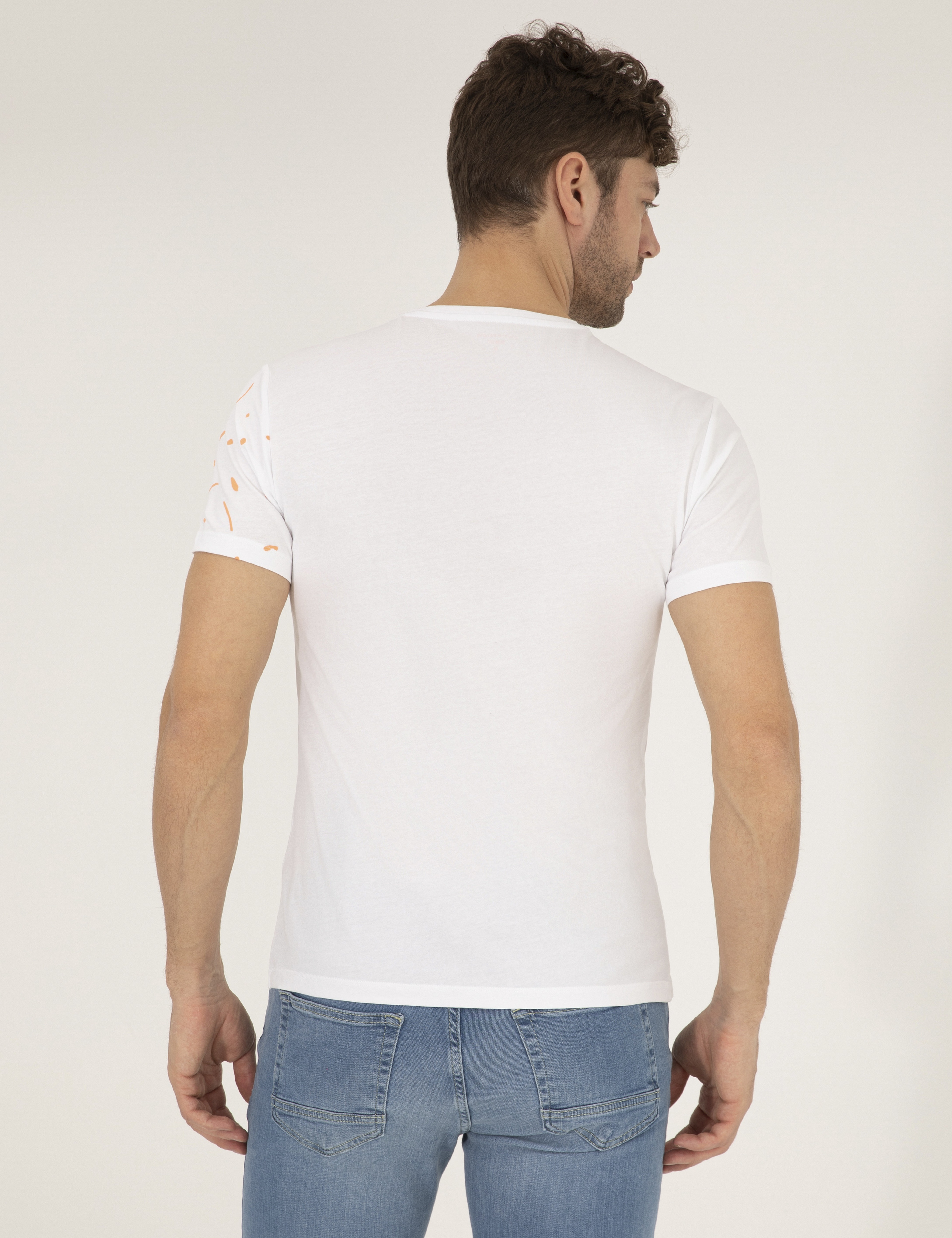 Ekru Slim Fit Baskılı Bisiklet Yaka Tişört