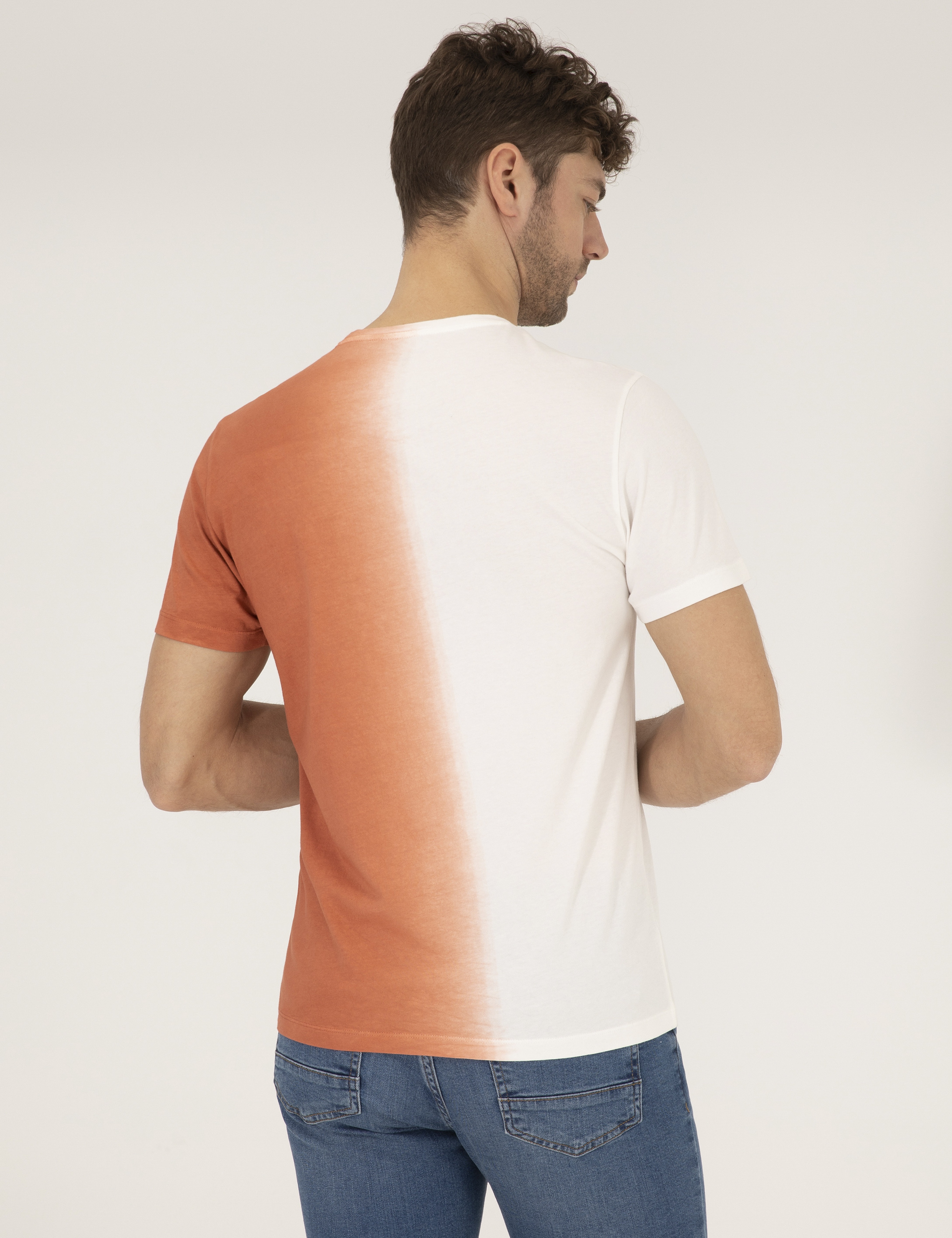 Kahverengi Slim Fit Degrade Geçişli Bisiklet Yaka Tişört
