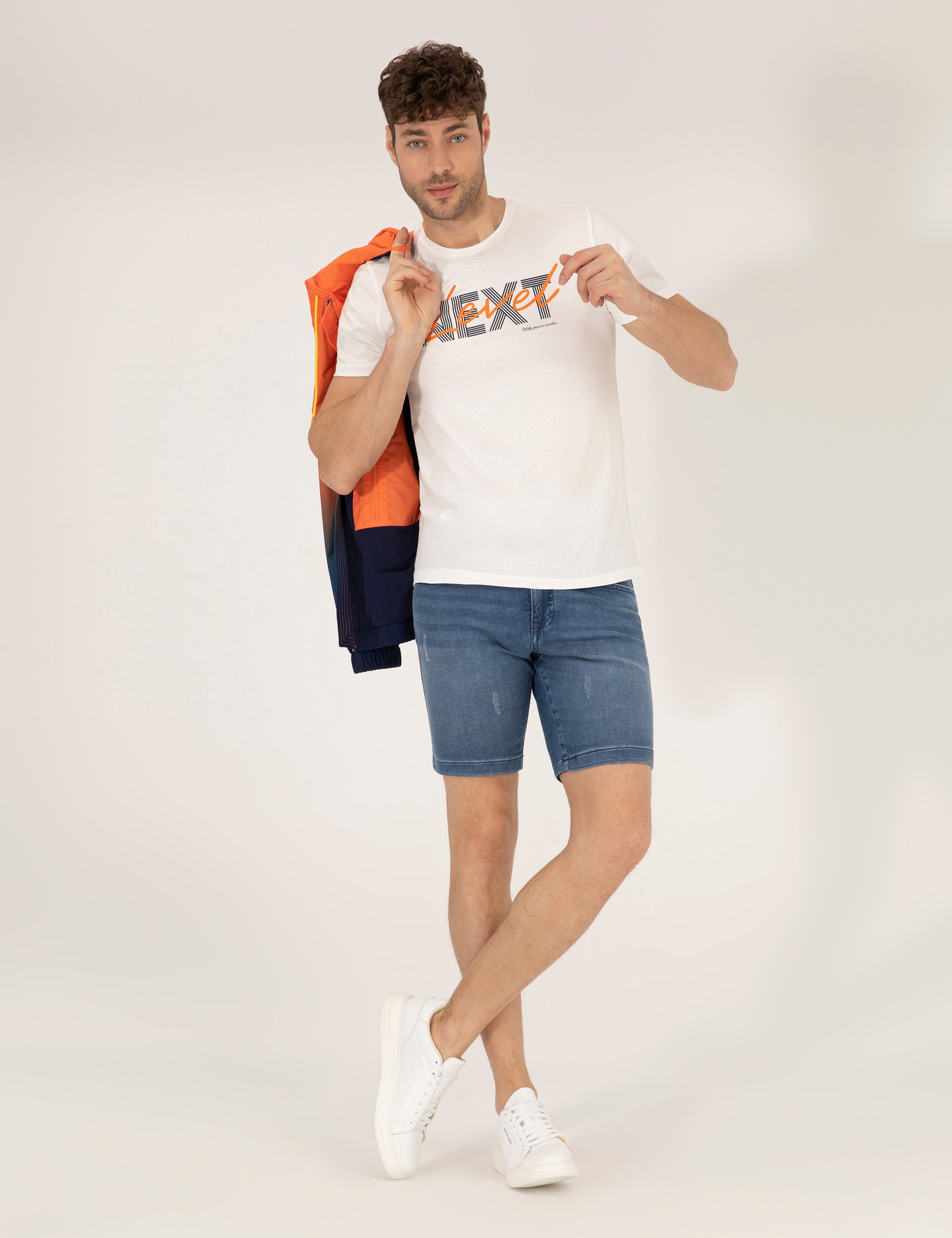 Ekru Slim Fit Baskılı Bisiklet Yaka Tişört - Image 5