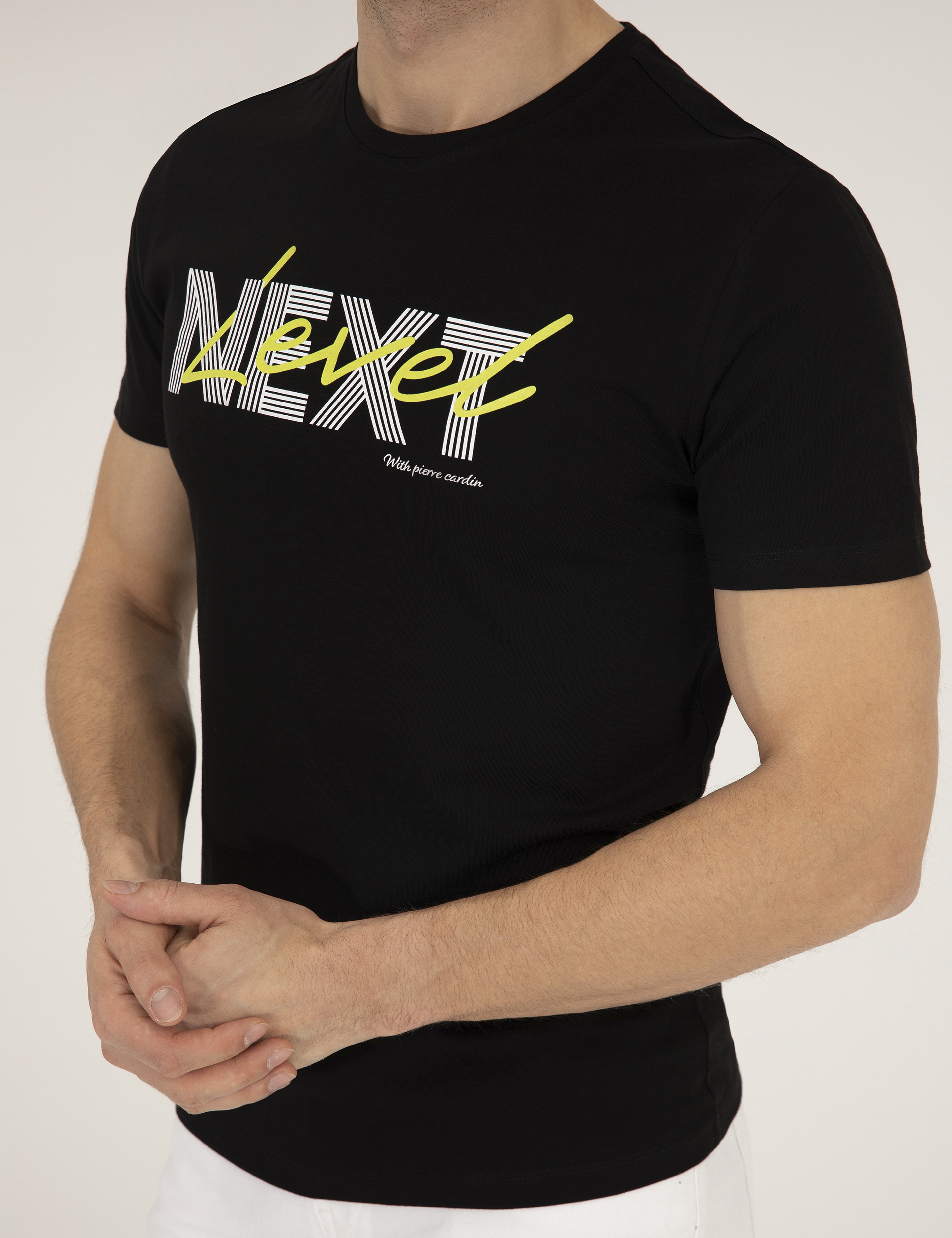 Siyah Slim Fit Baskılı Bisiklet Yaka Tişört