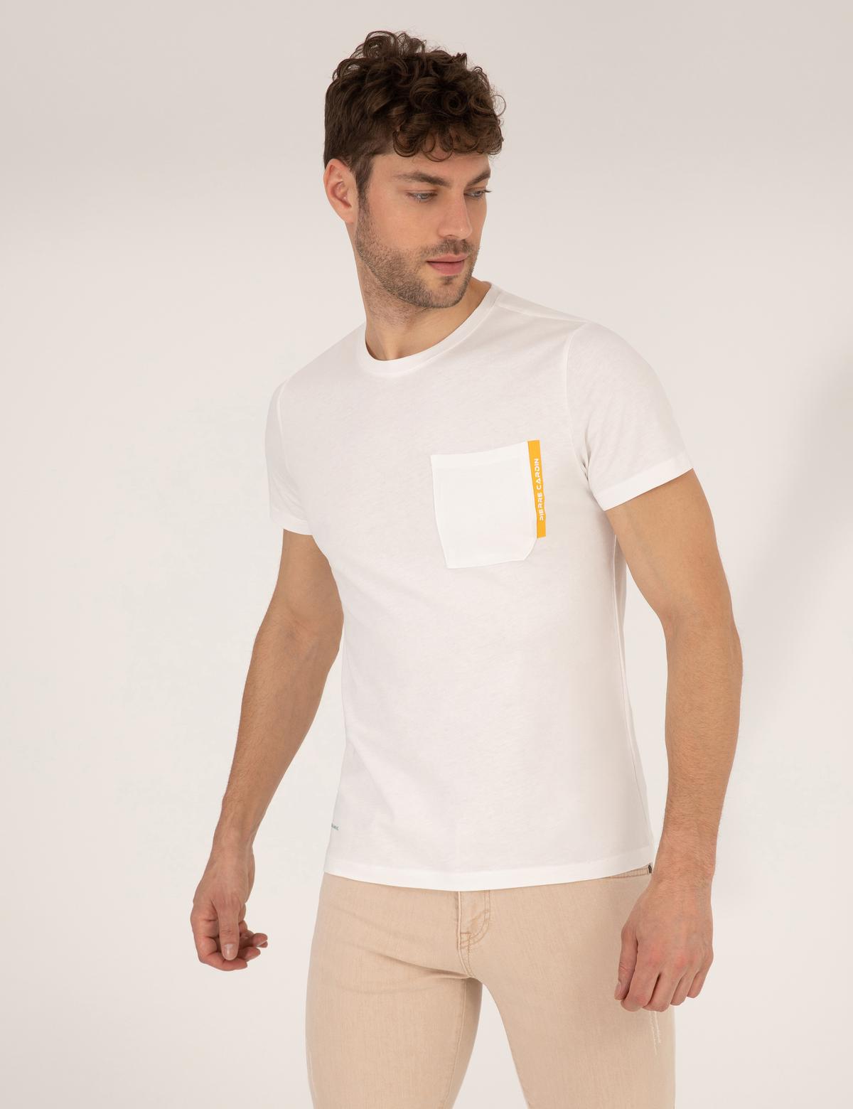 Ekru Slim Fit Cepli Bisiklet Yaka Tişört