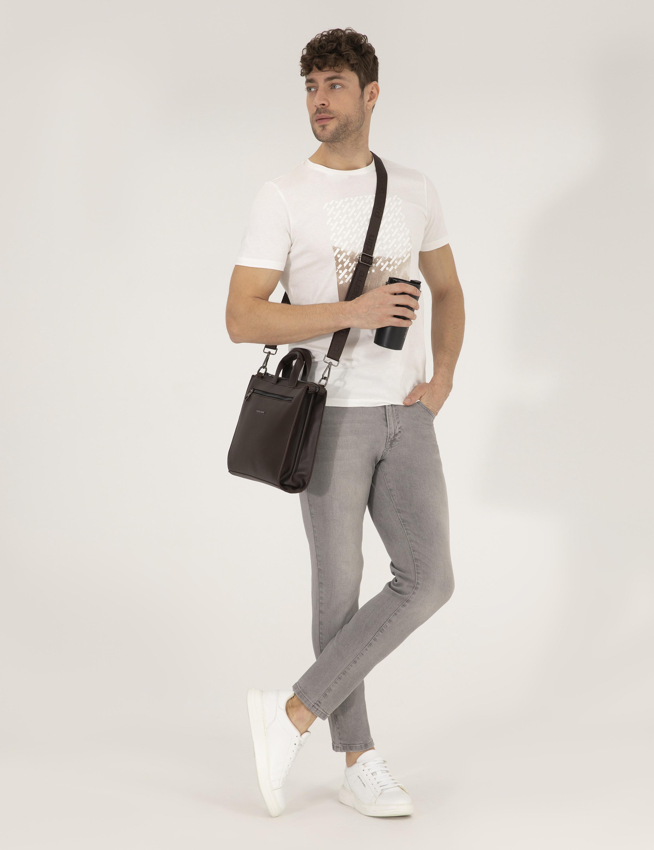 Ekru Slim Fit Baskılı Bisiklet Yaka Tişört