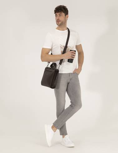 Ekru Slim Fit Baskılı Bisiklet Yaka Tişört