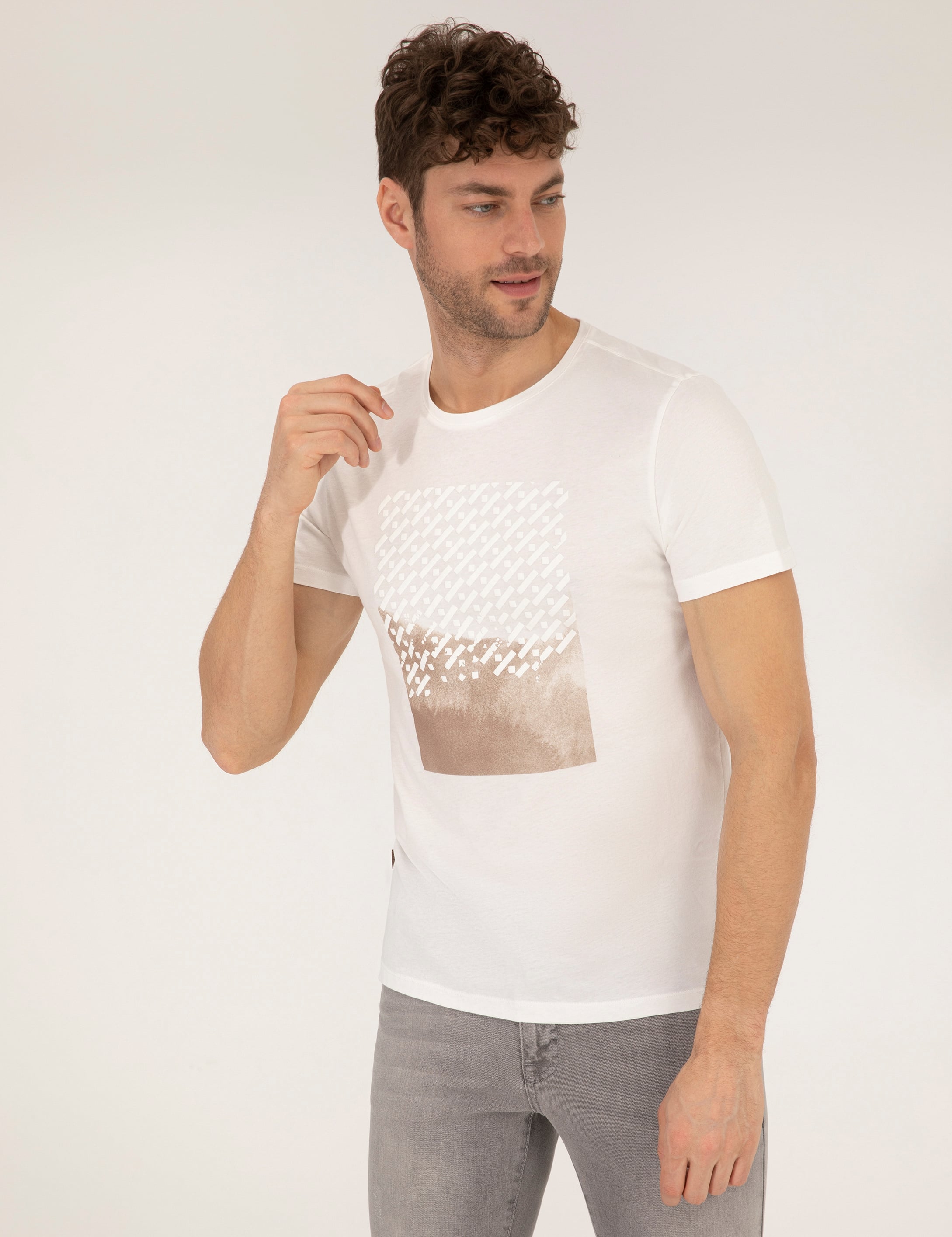 Ekru Slim Fit Baskılı Bisiklet Yaka Tişört