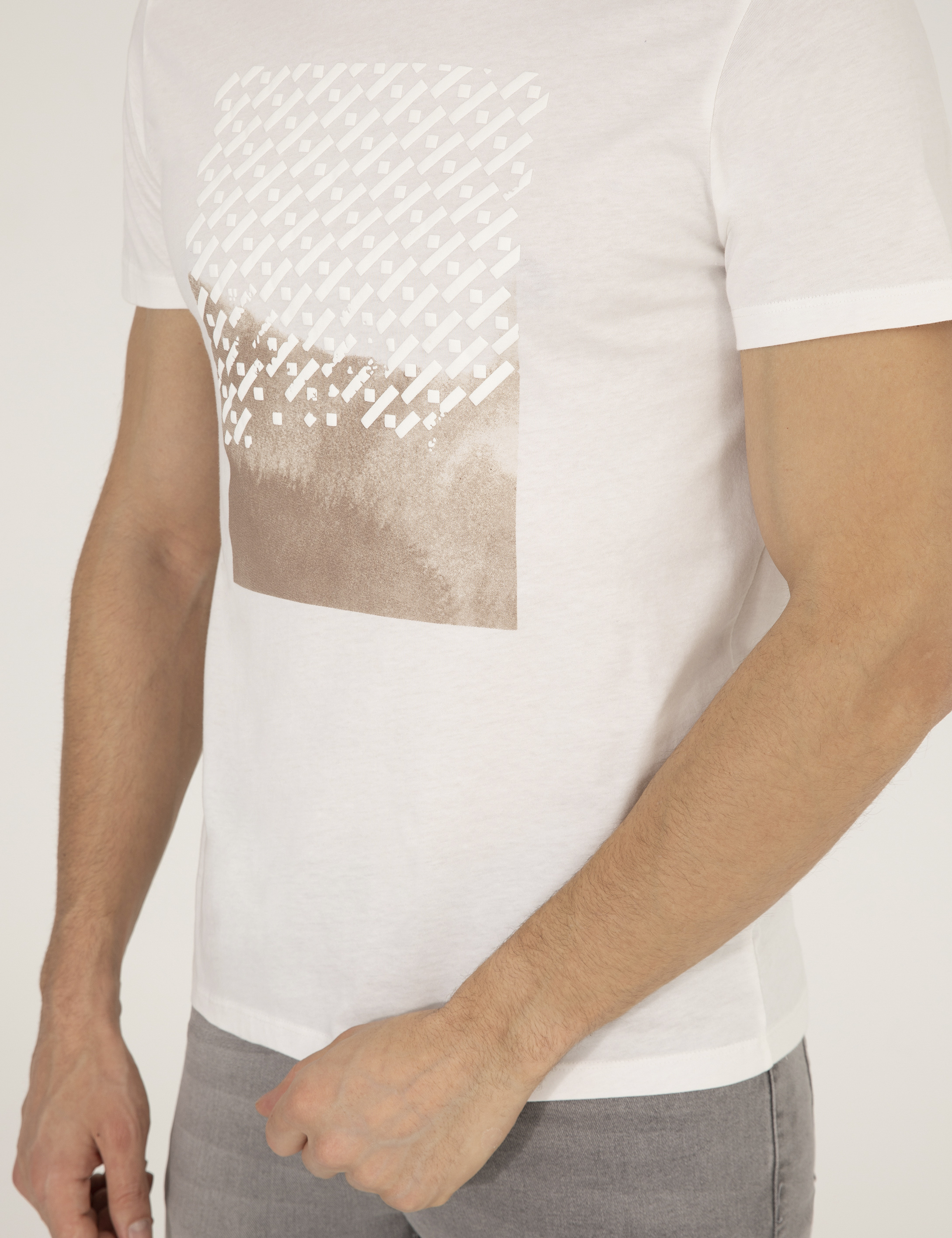 Ekru Slim Fit Baskılı Bisiklet Yaka Tişört - Image 6
