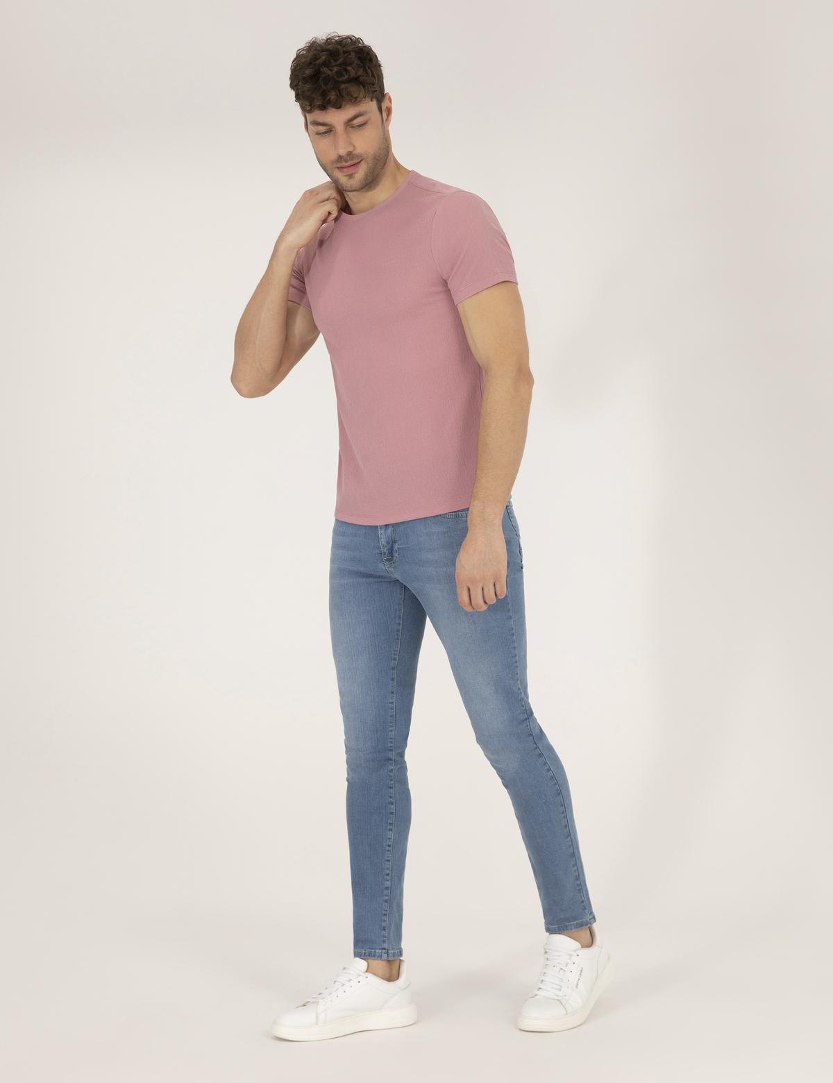 Pembe Slim Fit Dokulu Bisiklet Yaka Tişört - 50267575011