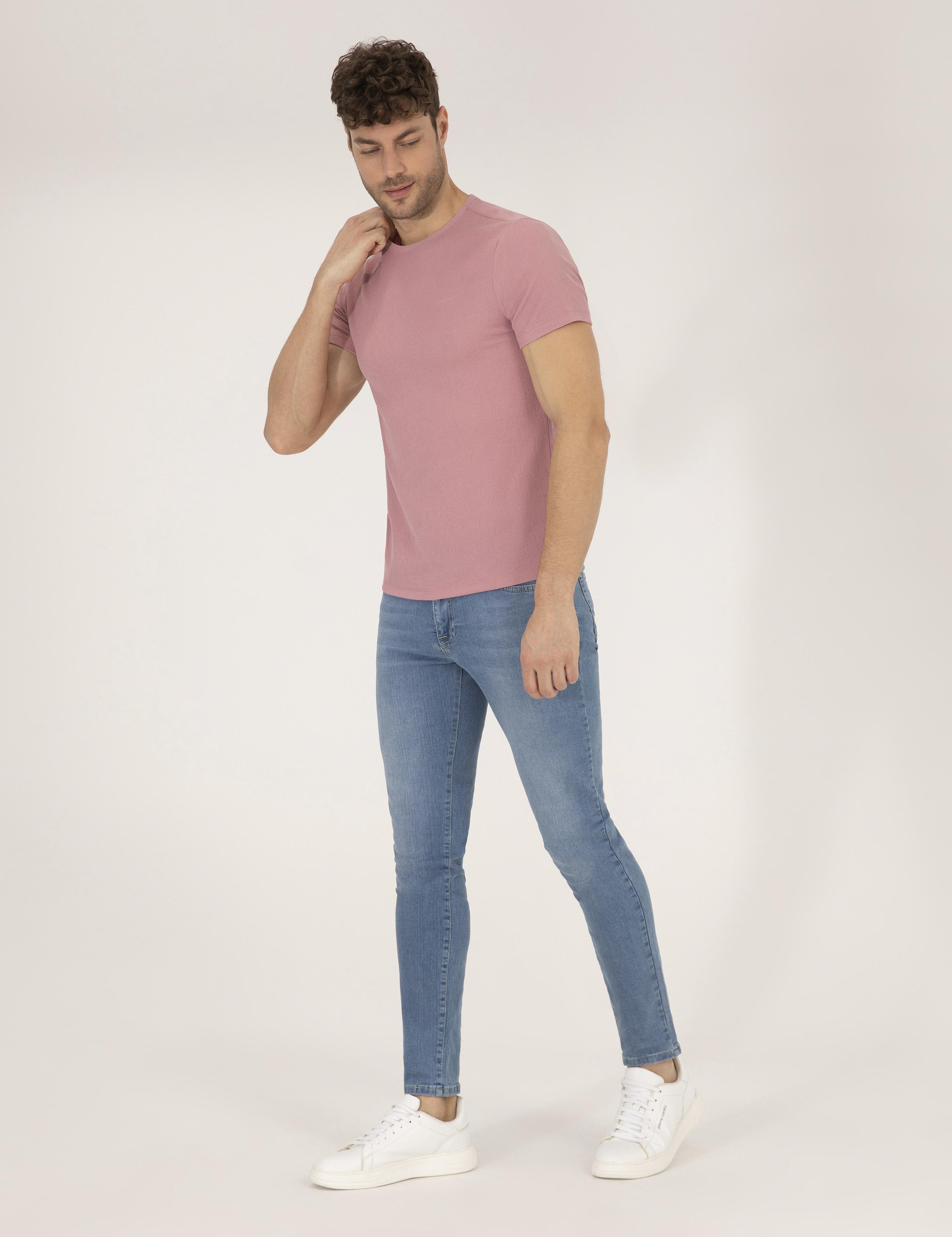 Pembe Slim Fit Dokulu Bisiklet Yaka Tişört