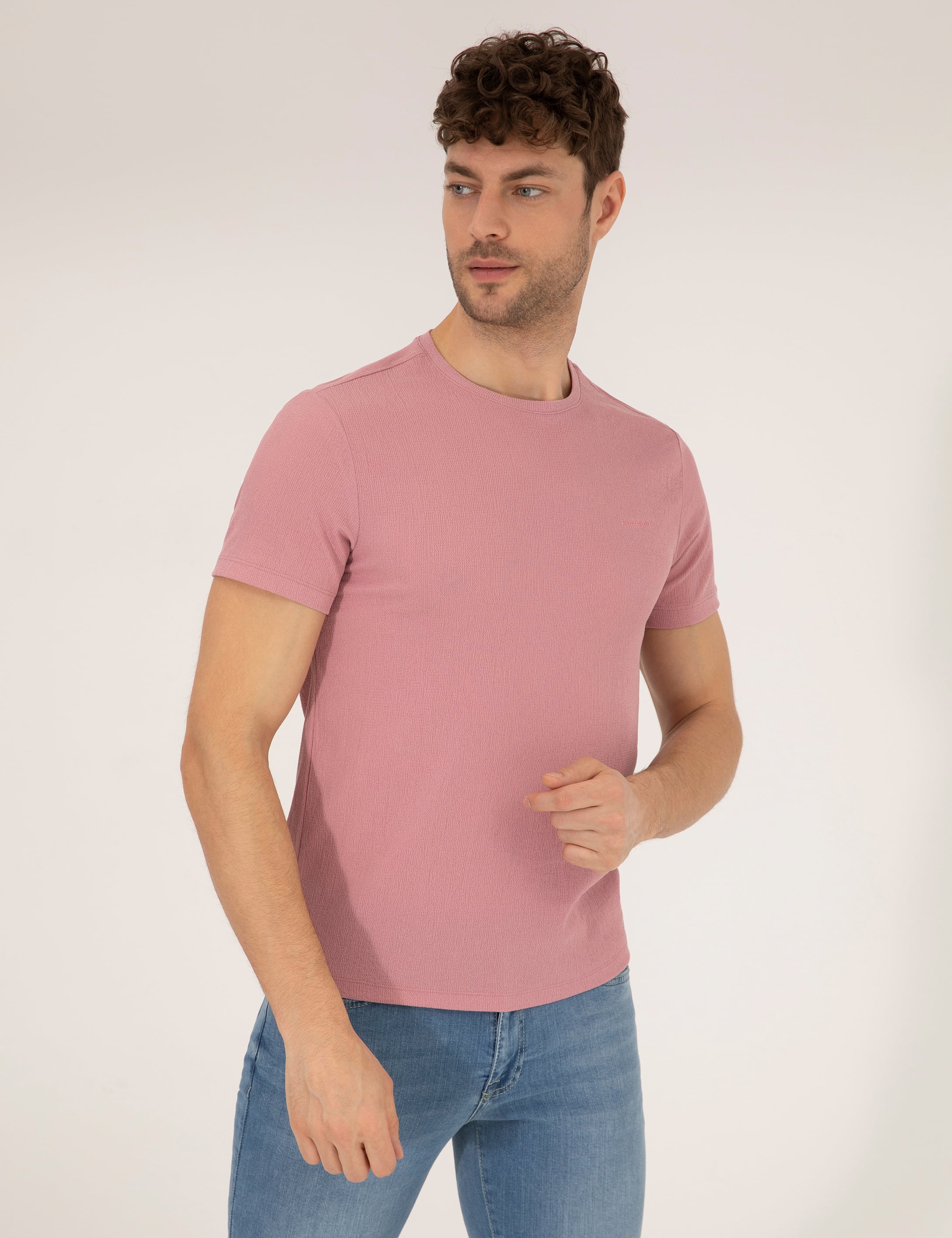 Pembe Slim Fit Dokulu Bisiklet Yaka Tişört - Image 1