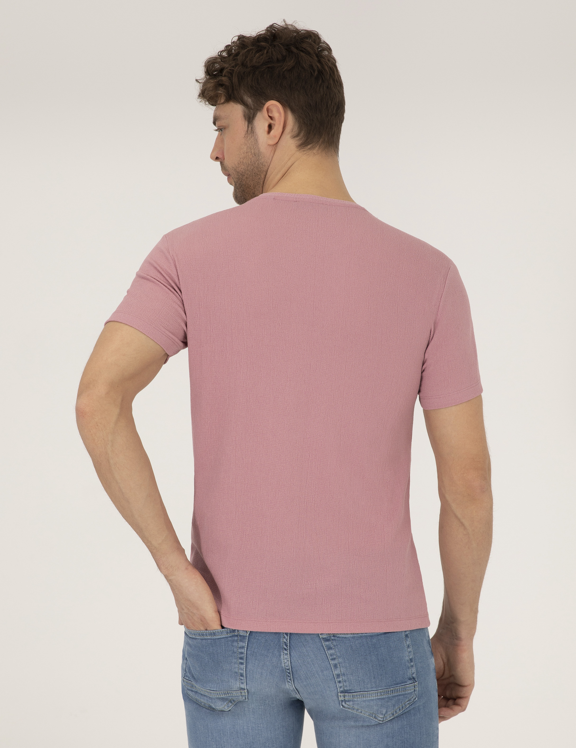 Pembe Slim Fit Dokulu Bisiklet Yaka Tişört - Image 5