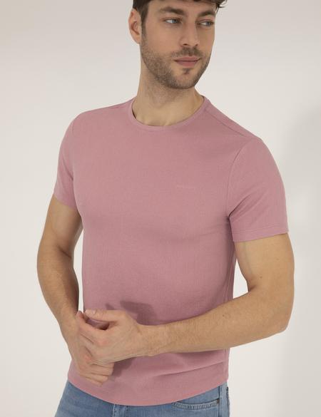 Pembe Slim Fit Dokulu Bisiklet Yaka Tişört - 50267575011