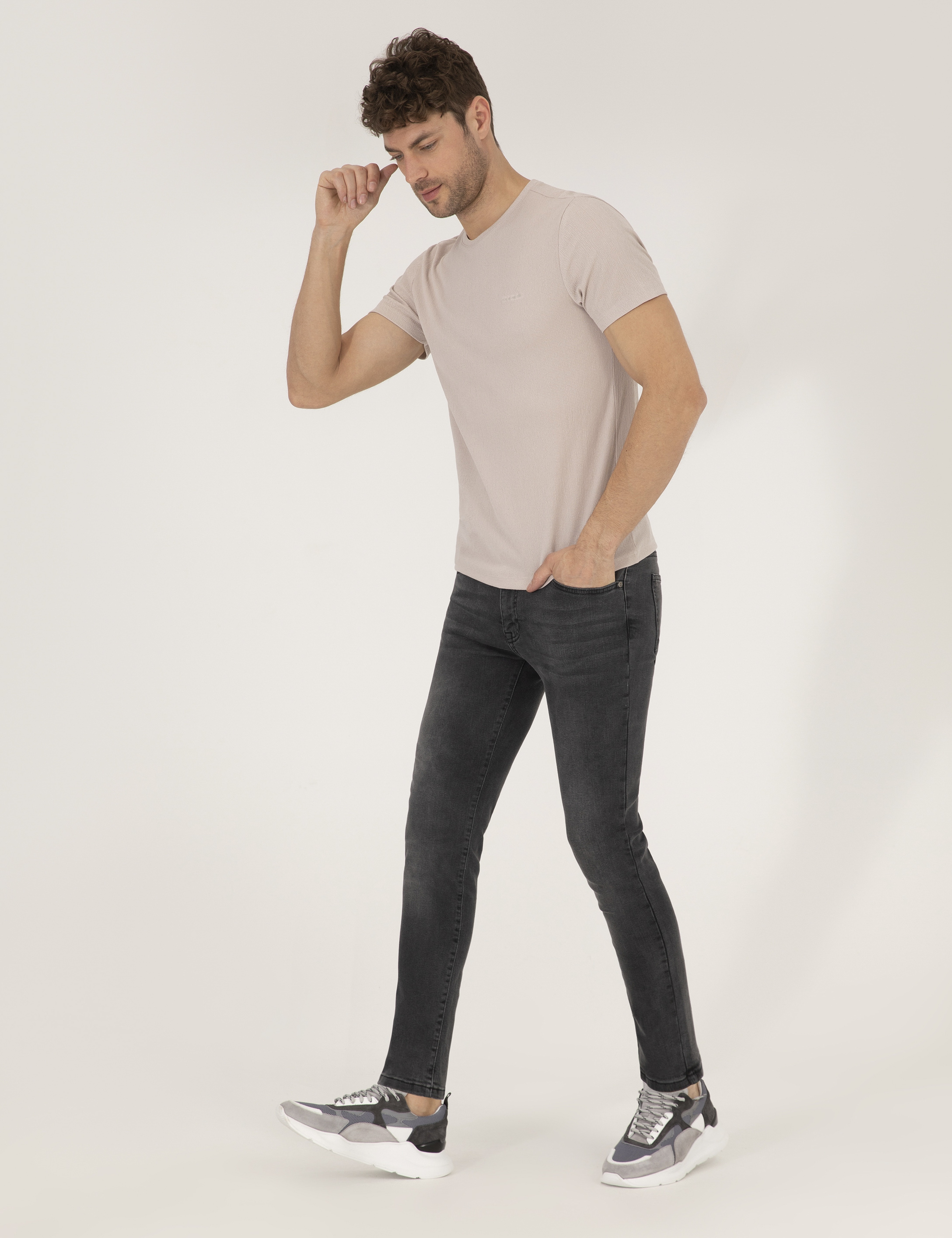 Bej Slim Fit Dokulu Bisiklet Yaka Tişört - Image 4