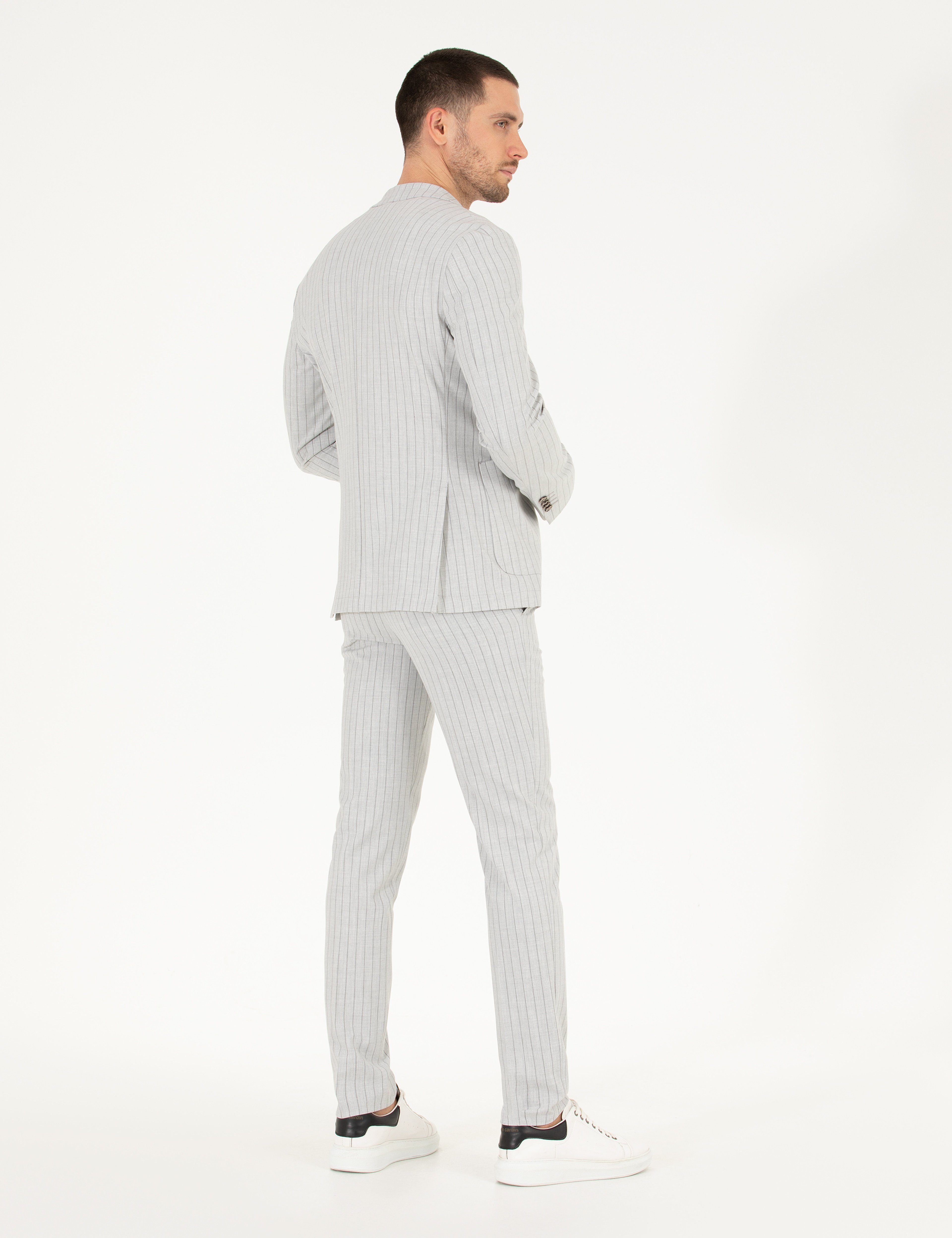 Gri Extra Slim Fit Çizgili Spor Takım Elbise