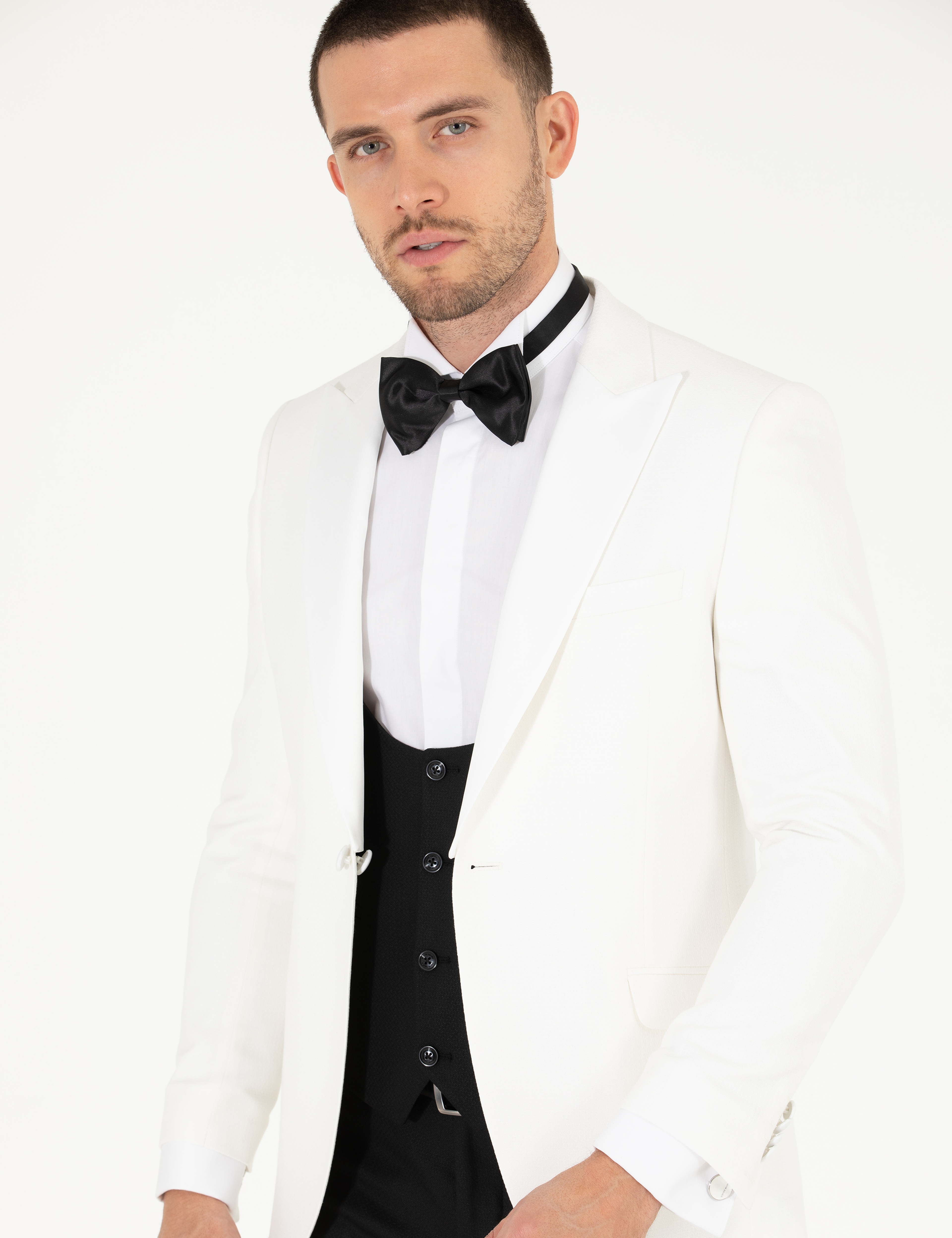 Beyaz Ex. Slim Fit Yelekli Smokin