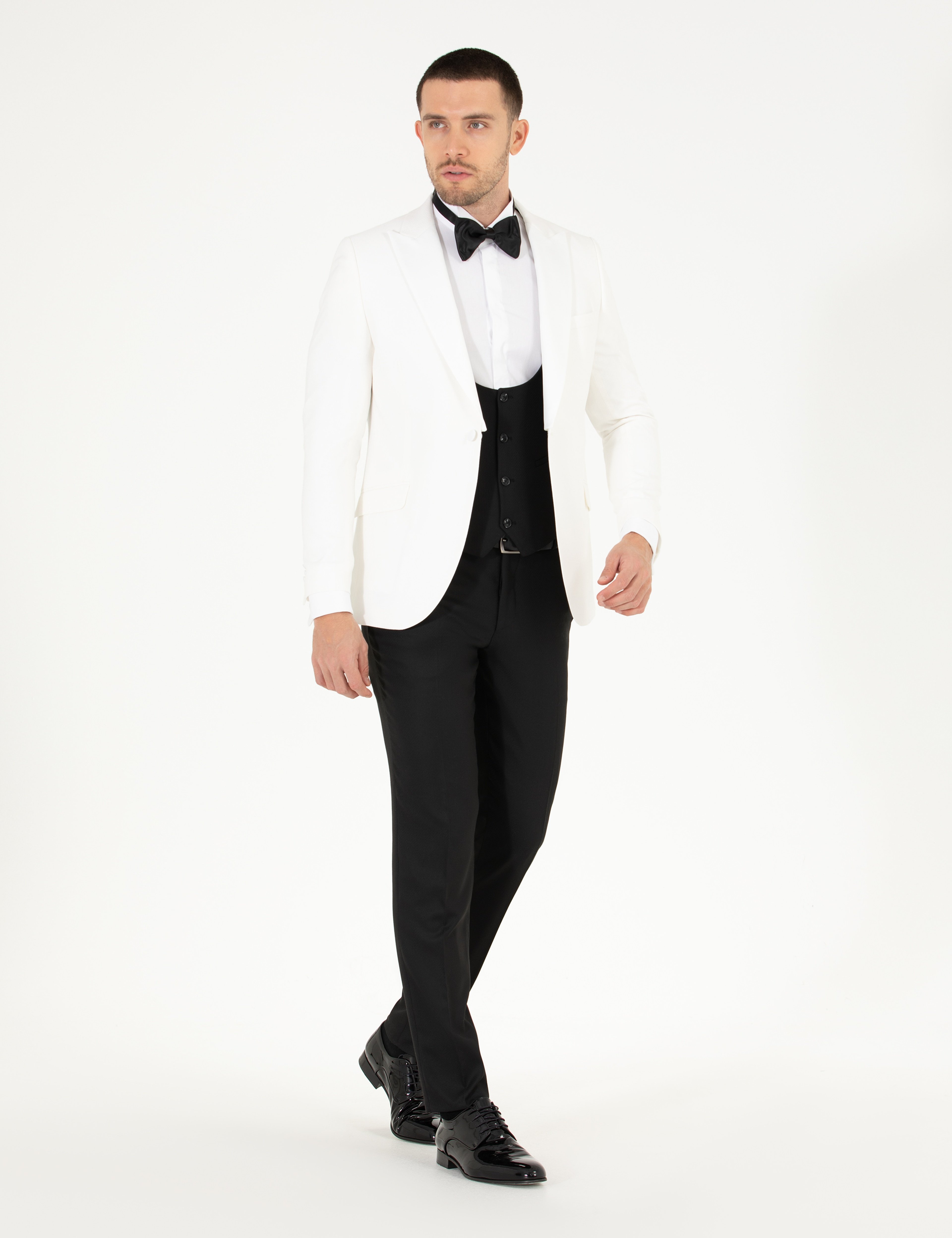 Beyaz Ex. Slim Fit Yelekli Smokin