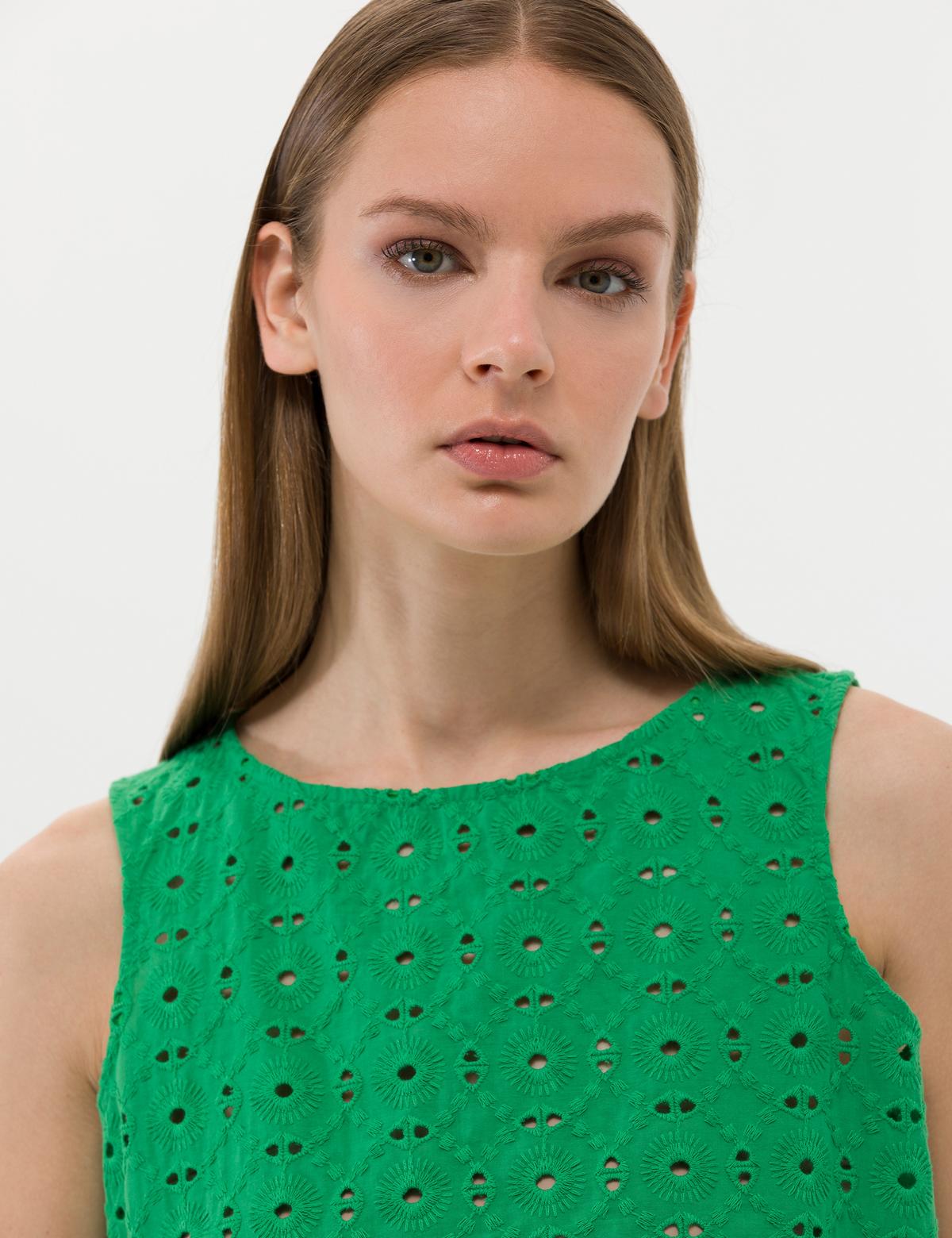 Zümrüt Crop Top Kolsuz Bluz - 50262564018