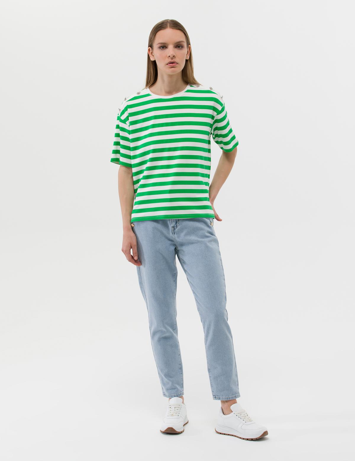 Zümrüt Comfort Fit Çizgili Tişört - 50263372021
