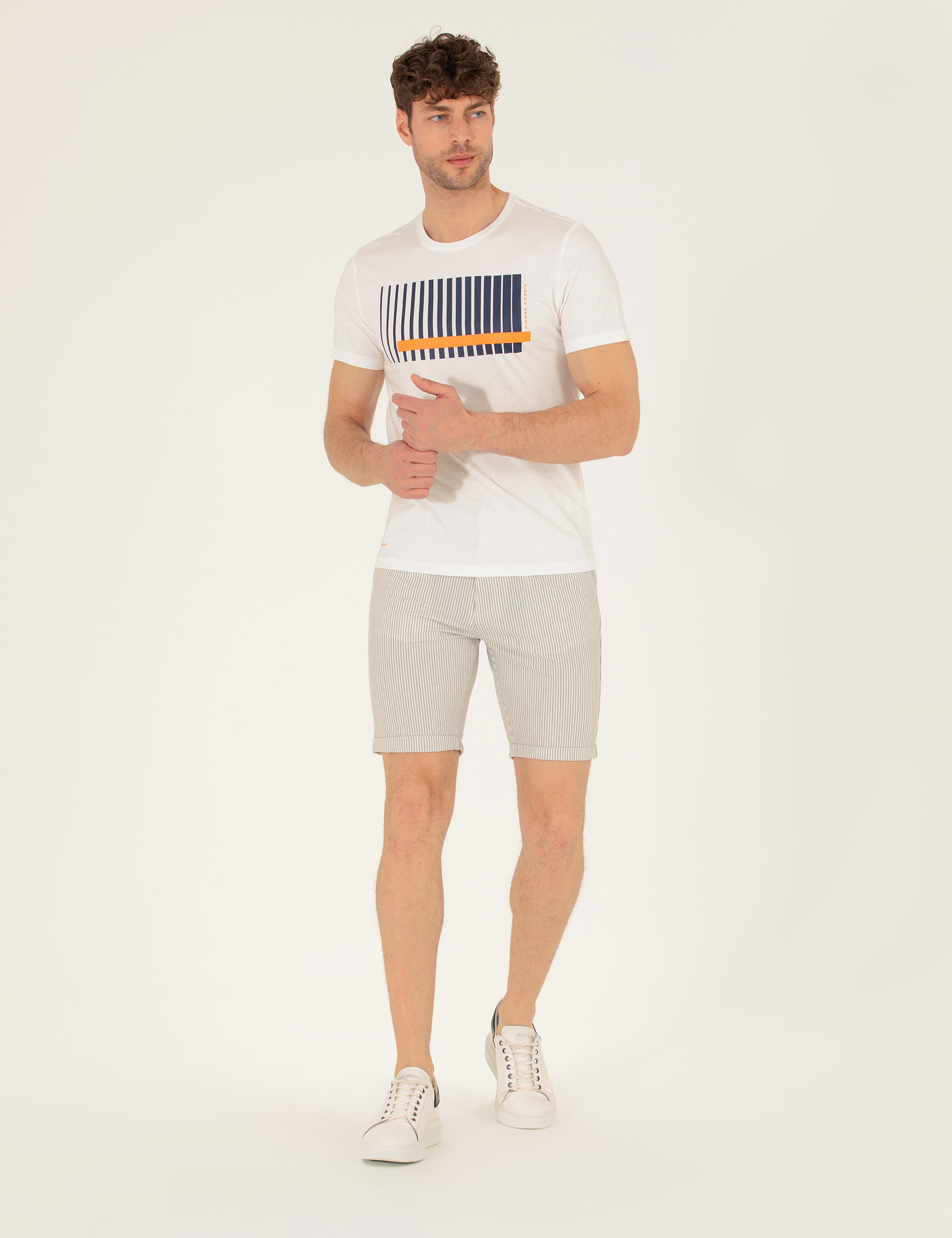 Gri Slim Fit Beli Lastikli Çizgili Bağcıklı Bermuda Şort - Image 1
