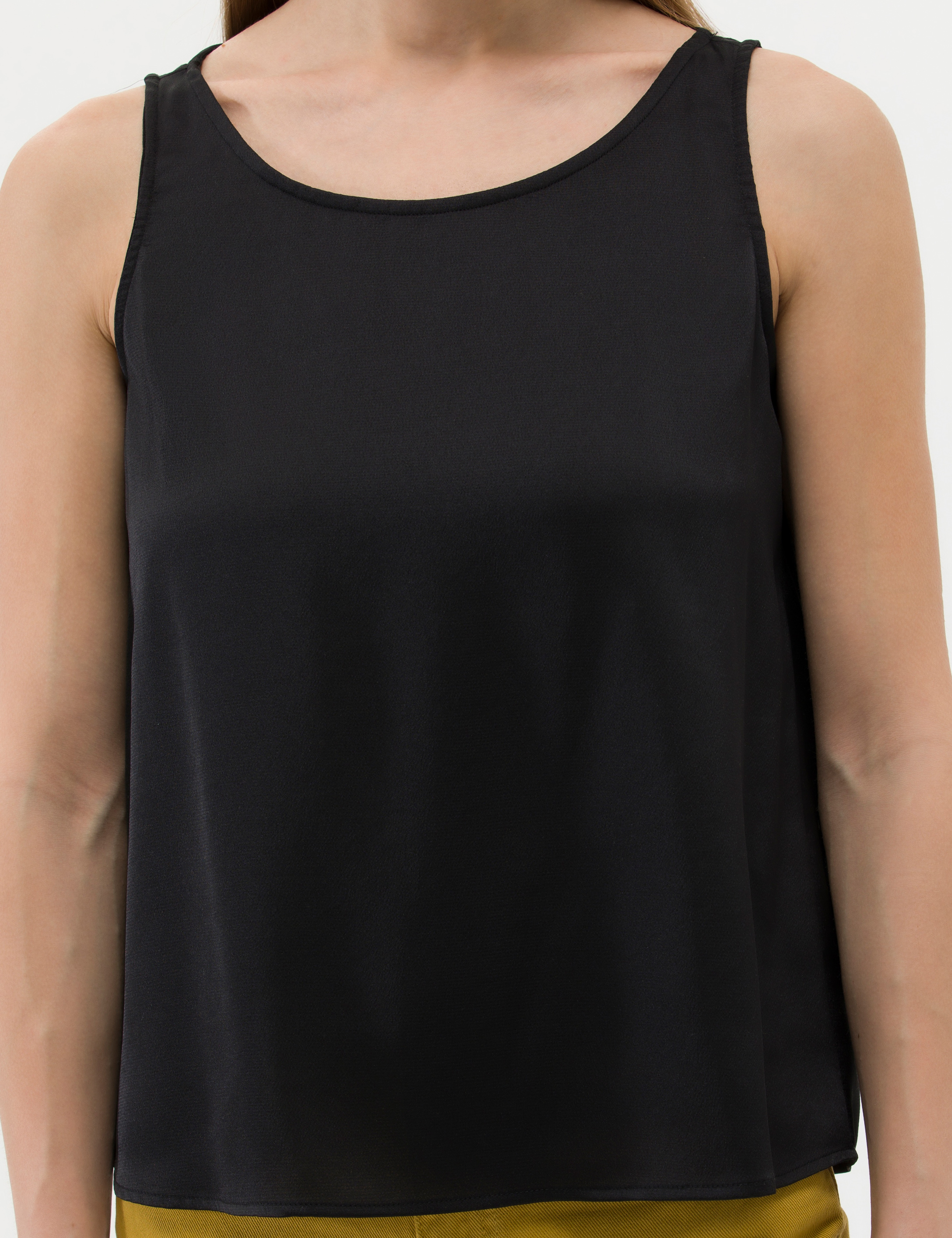 Siyah Regular Fit Kolsuz Bluz