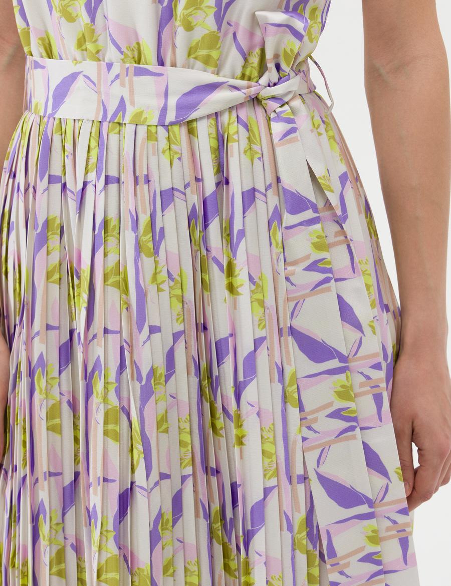 Yeşil Kuşak Detaylı Pileli Midi Elbise