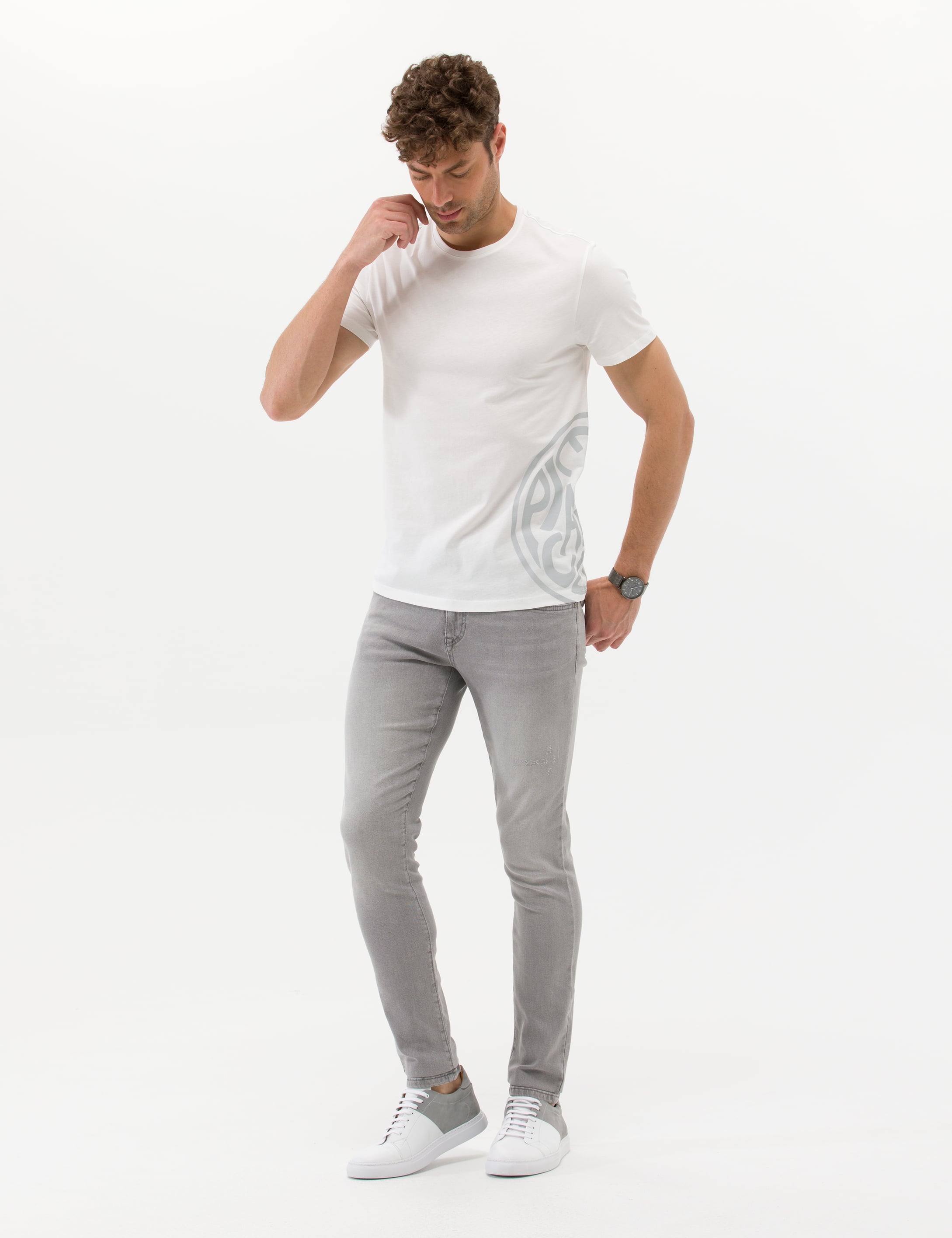 Ekru Slim Fit Baskılı Bisiklet Yaka Tişört