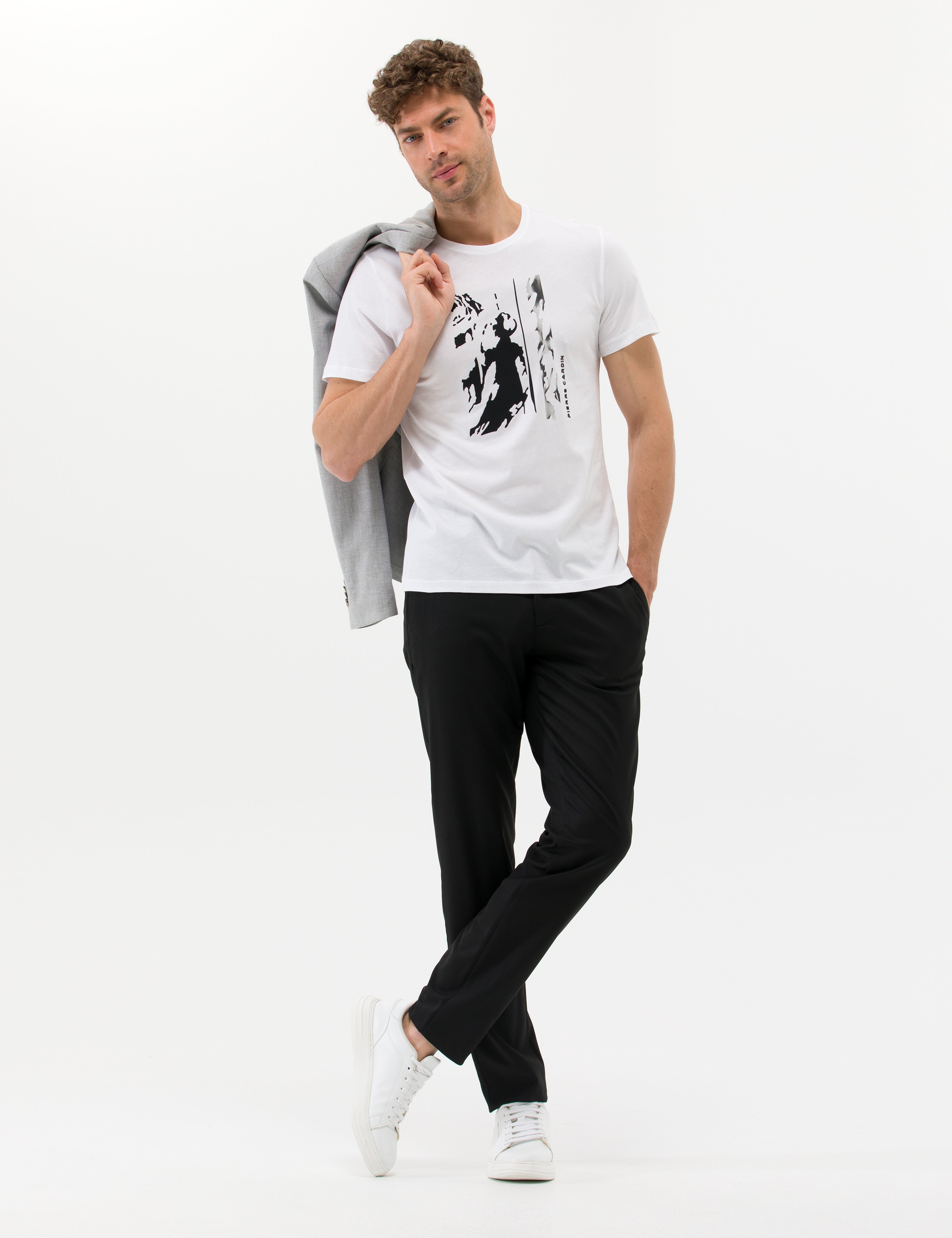 Beyaz Slim Fit Baskılı Bisiklet Yaka Tişört