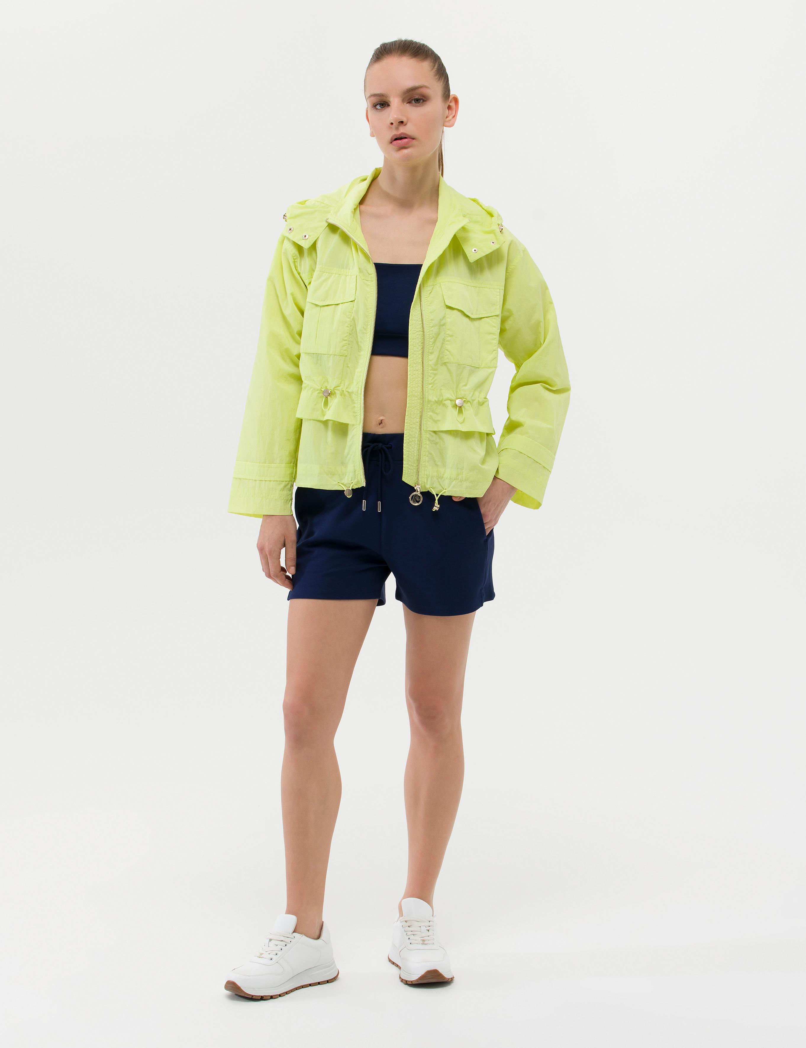 Yeşil Mevsimlik Mont