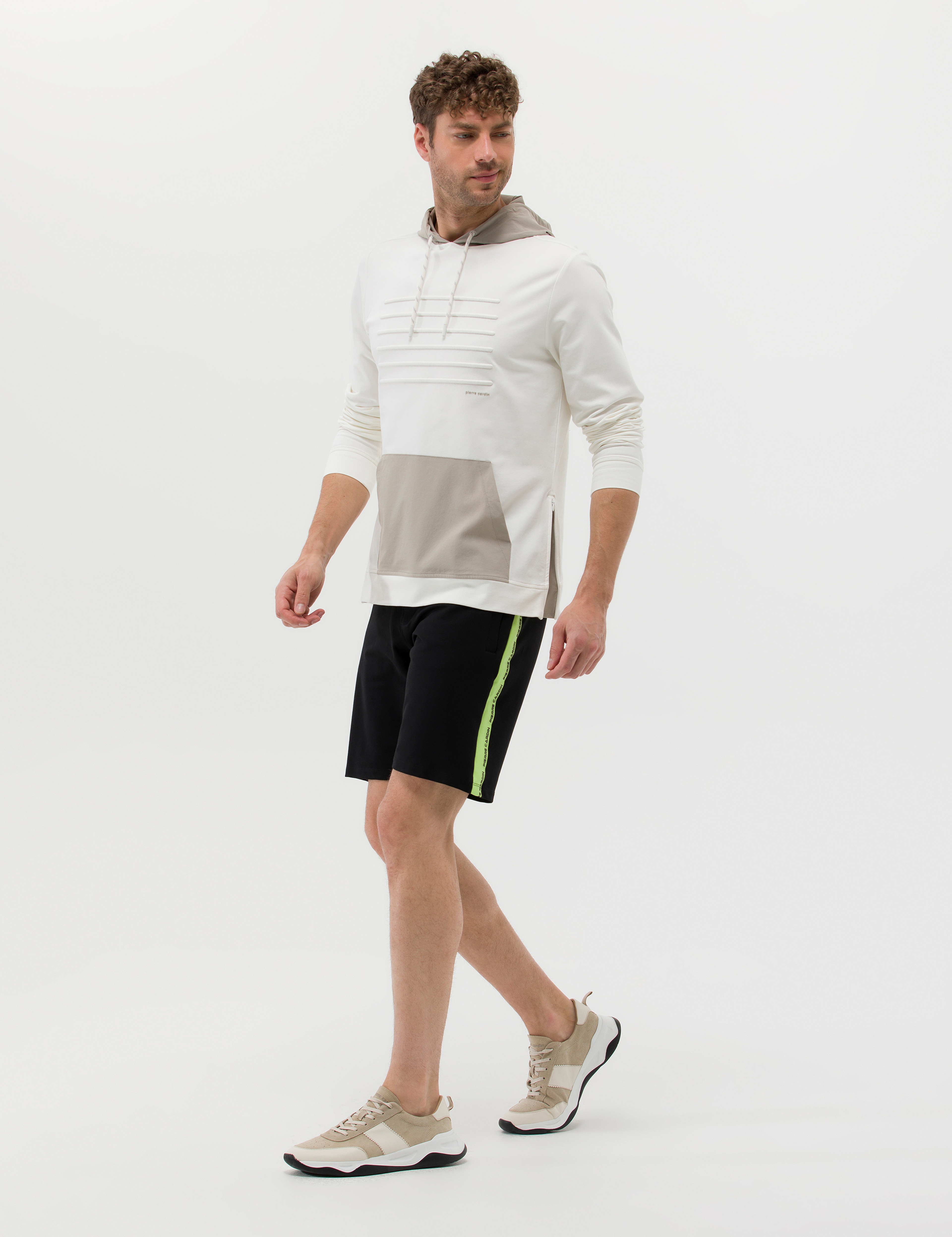 Siyah Slim Fit Örme Şort - Image 3