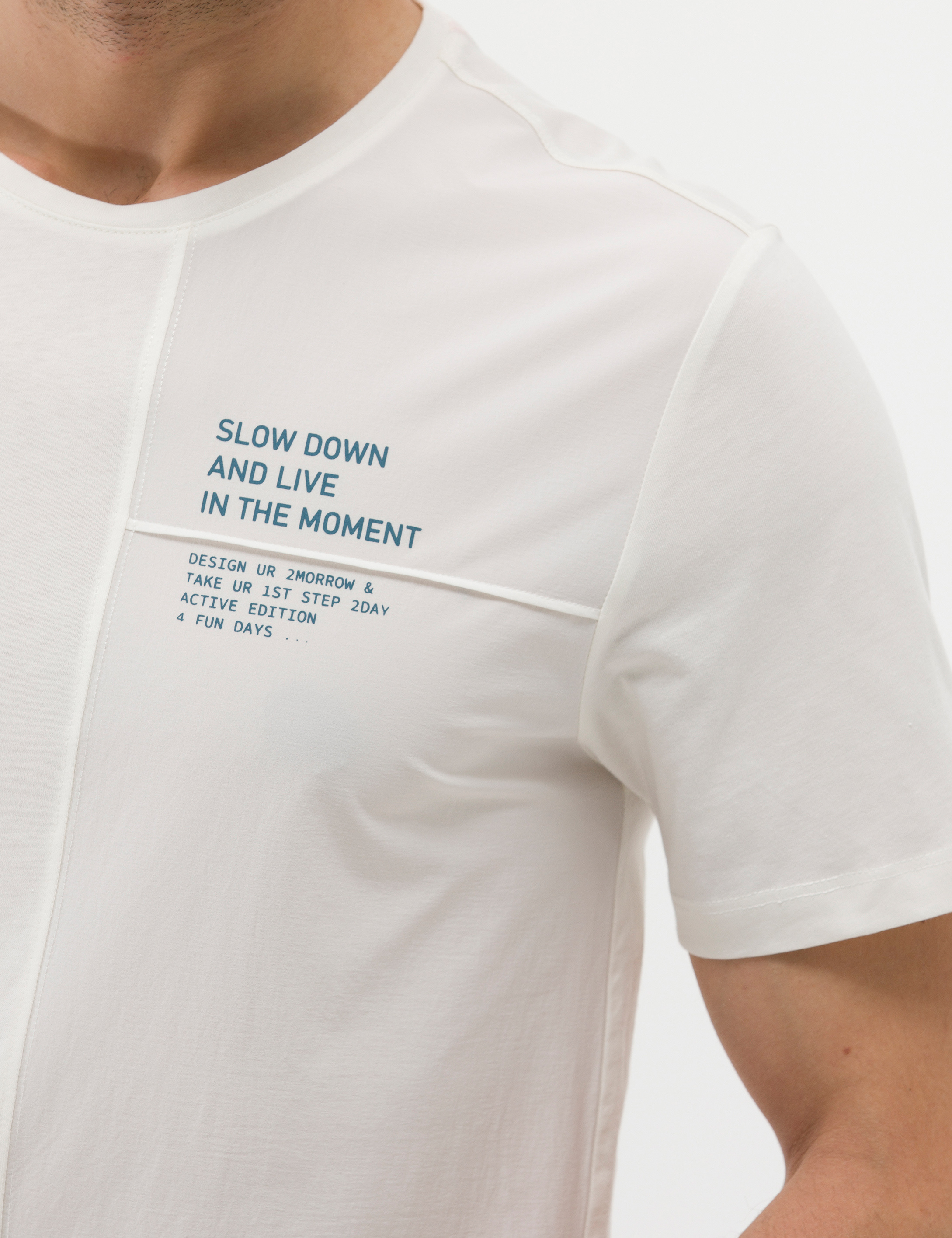 Ekru Slim Fit Baskılı Bisiklet Yaka Tişört - Image 7