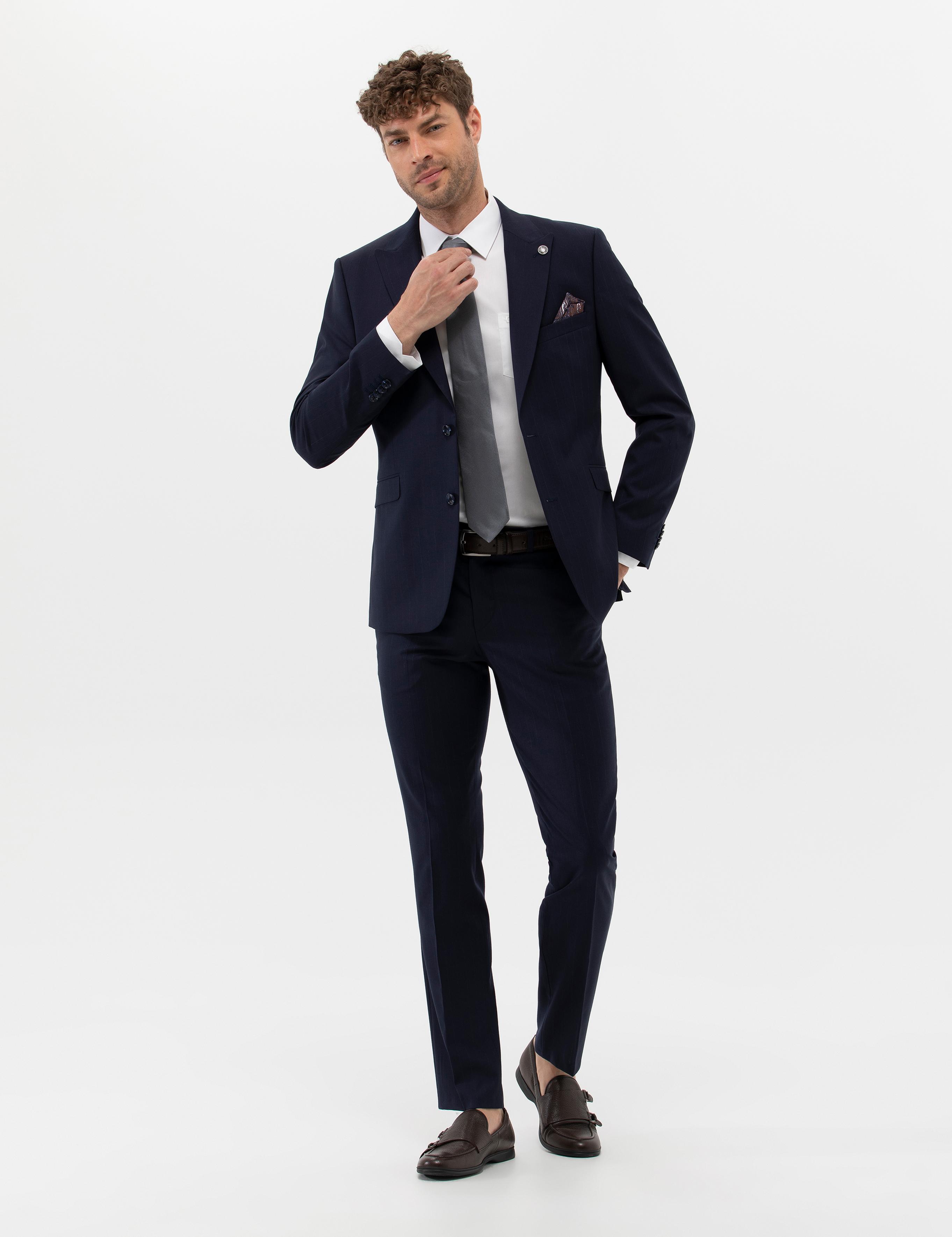 Lacivert Slim Fit Yün Takım Elbise