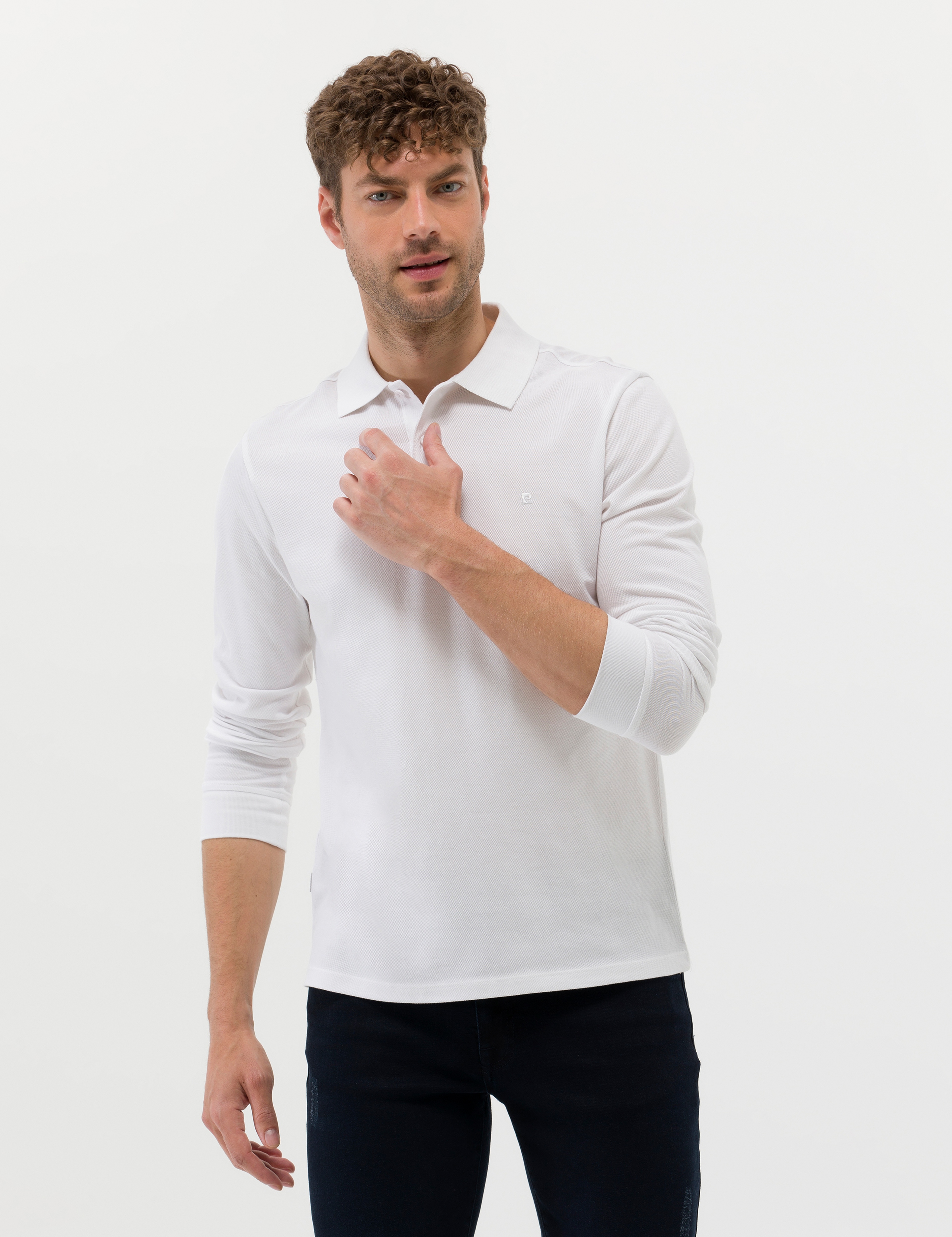 Beyaz Slim Fit Basic Sweatshirt - Image 1