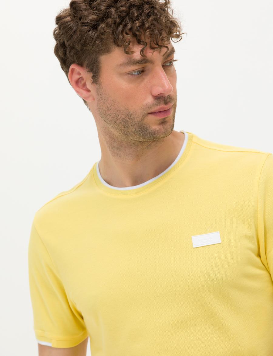 Açık Sarı Slim Fit Bisiklet Yaka Tişört