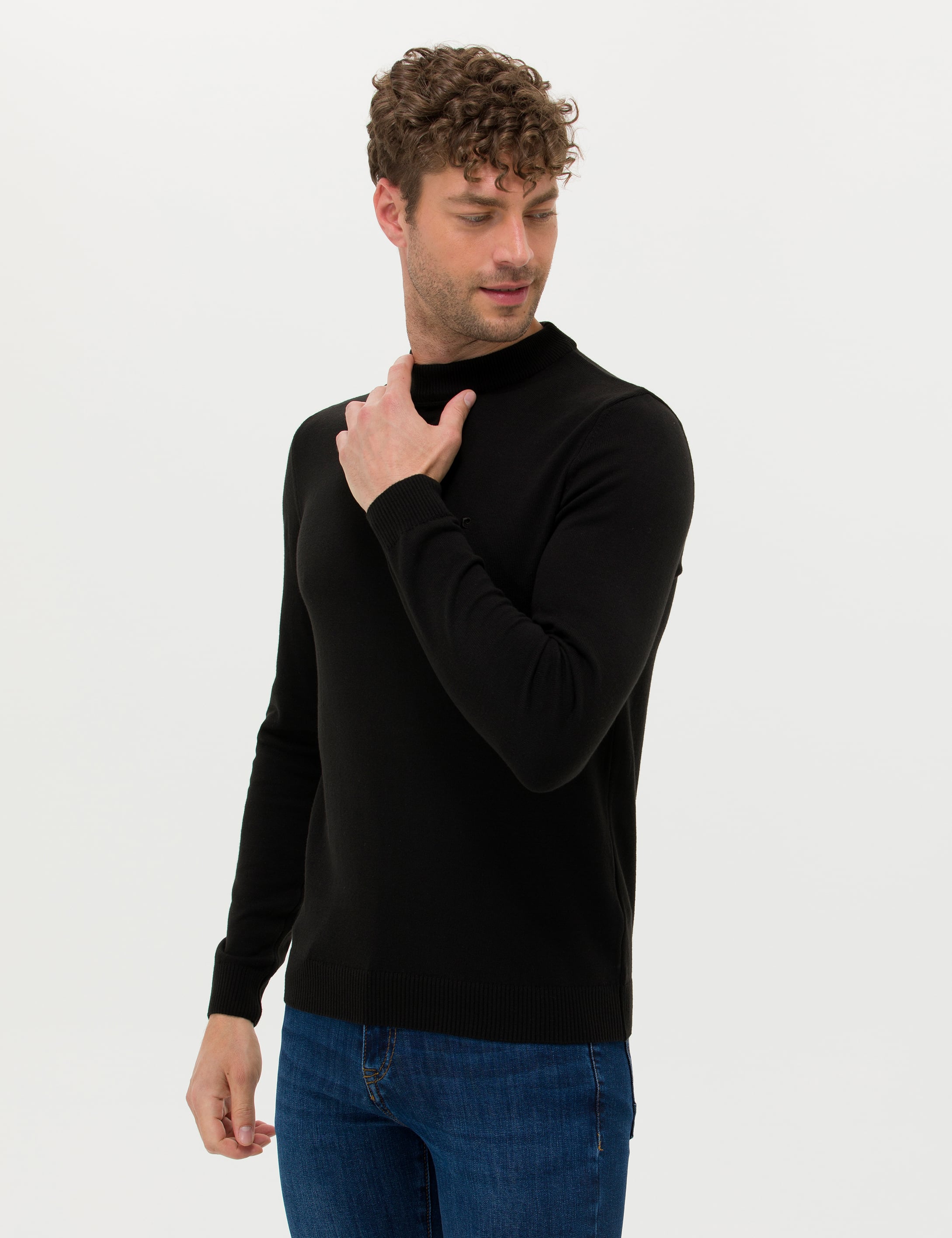 Siyah Slim Fit Çeyrek Yaka Basic Triko Kazak - Image 3