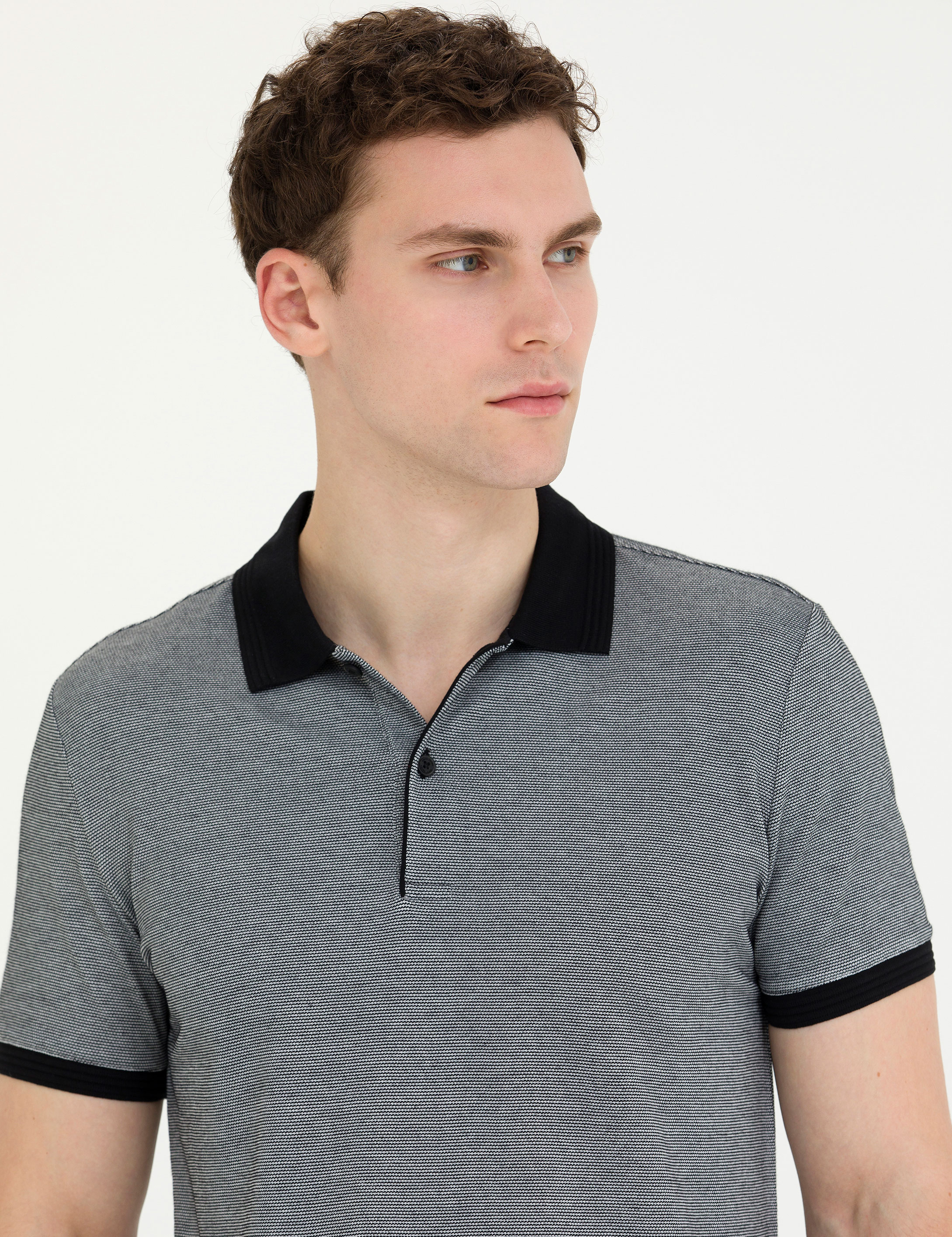 Siyah Slim Fit Polo Yaka Tişört