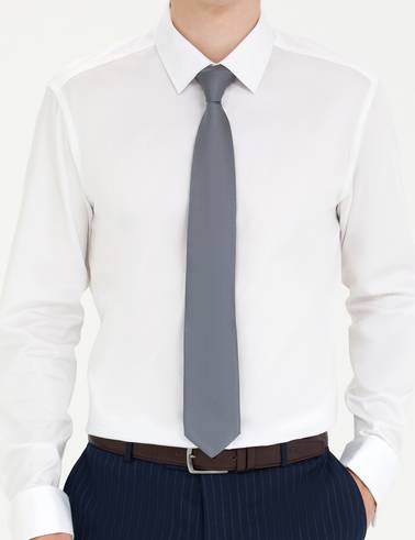 Beyaz Slim Fit Uzun Kollu Klasik Gömlek