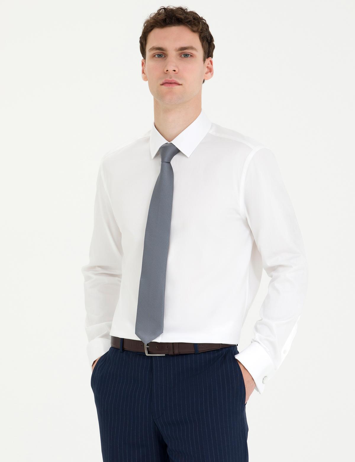 Beyaz Slim Fit Uzun Kollu Klasik Gömlek