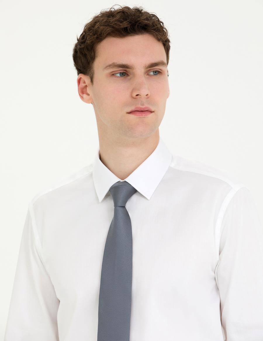 Beyaz Slim Fit Uzun Kollu Klasik Gömlek