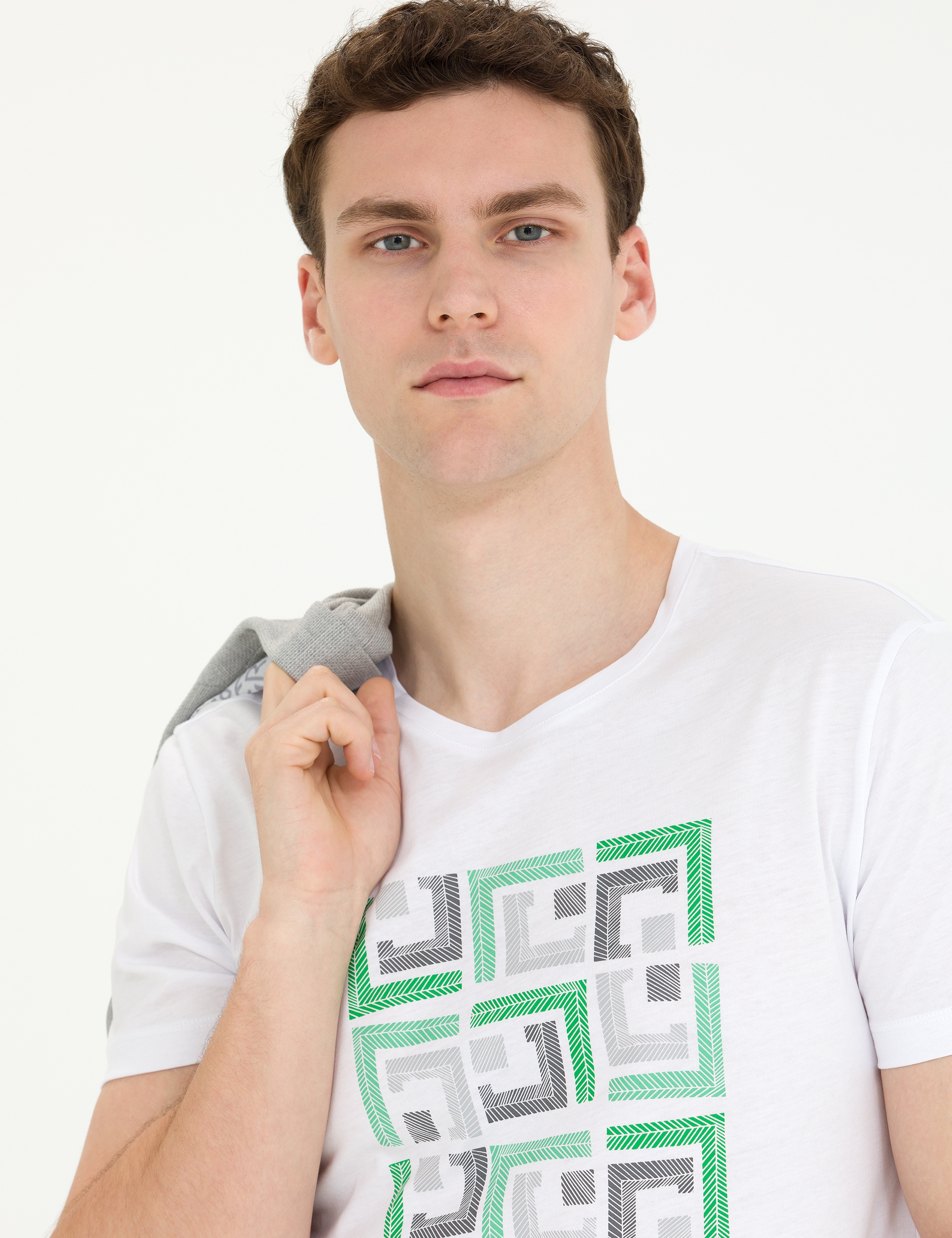Beyaz Slim Fit Bisiklet Yaka Tişört - Image 2