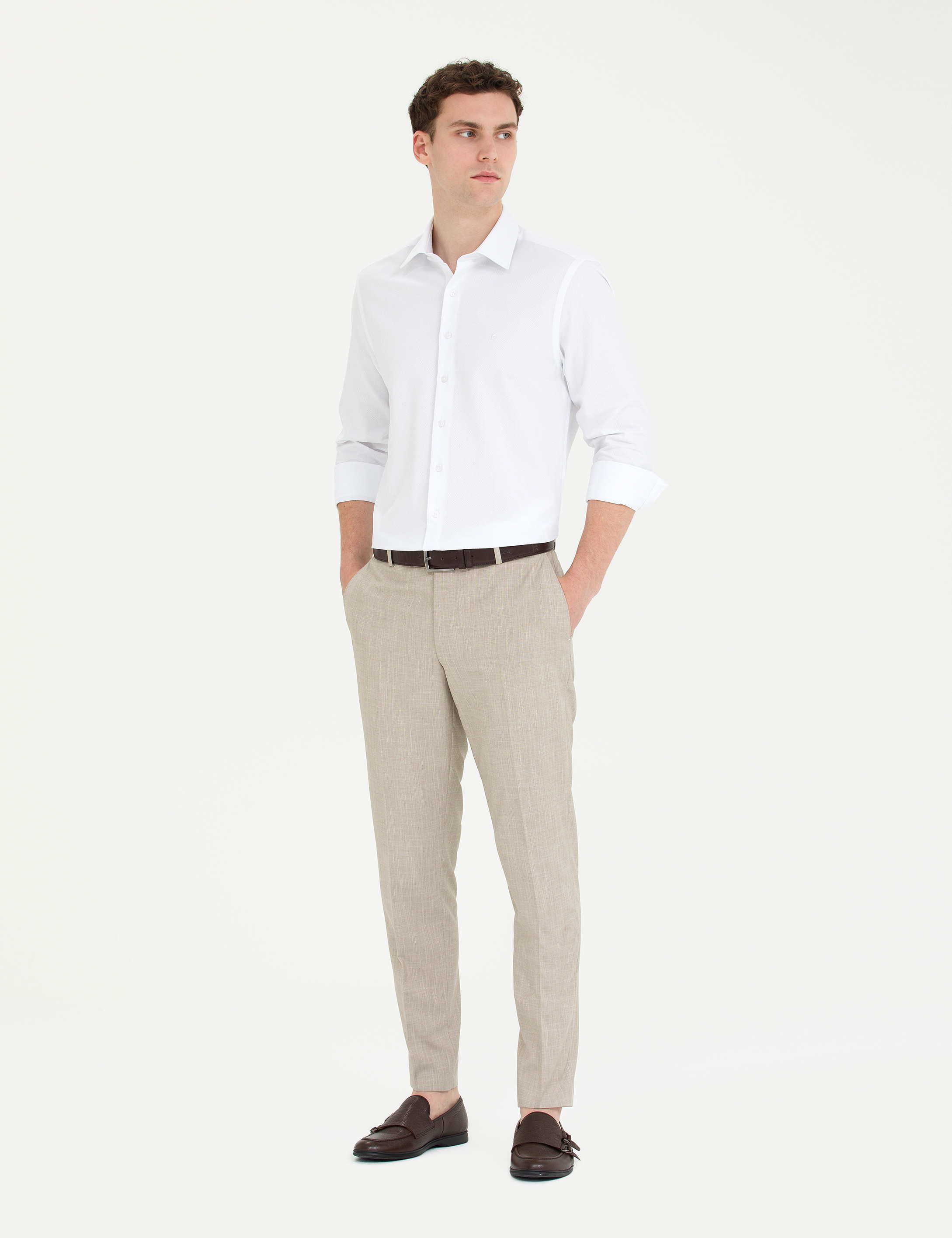 Beyaz Slim Fit Uzun Kollu Gömlek