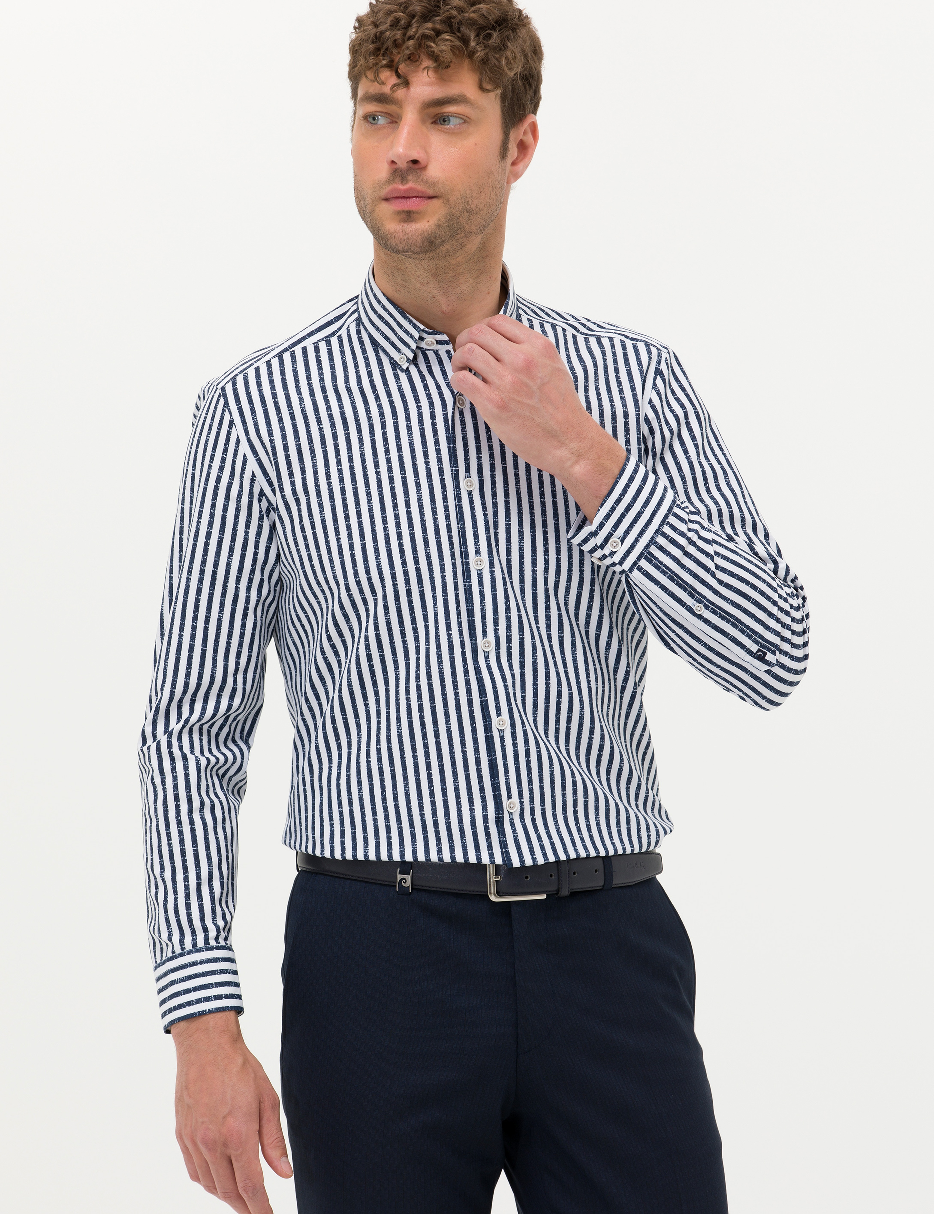 Lacivert Regular Fit Uzun Kollu Gömlek - Image 1