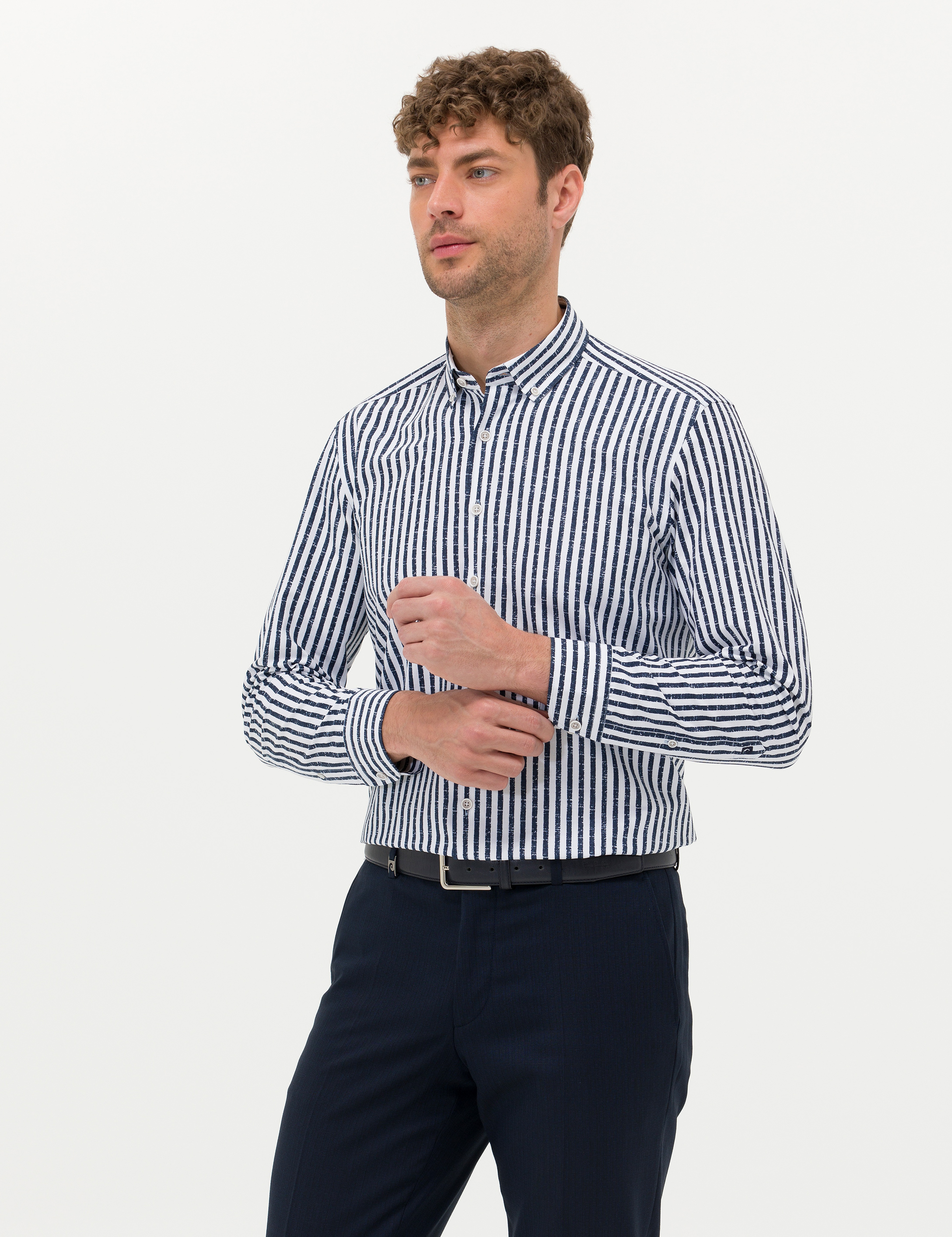 Lacivert Regular Fit Uzun Kollu Gömlek - Image 3