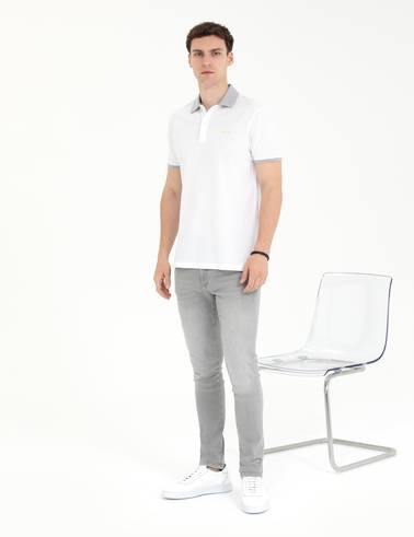 Beyaz Slim Fit Polo Yaka Tişört