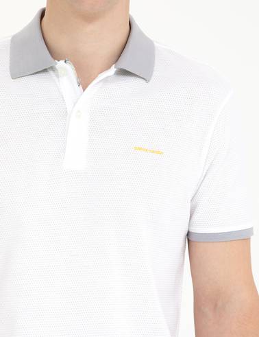 Beyaz Slim Fit Polo Yaka Tişört