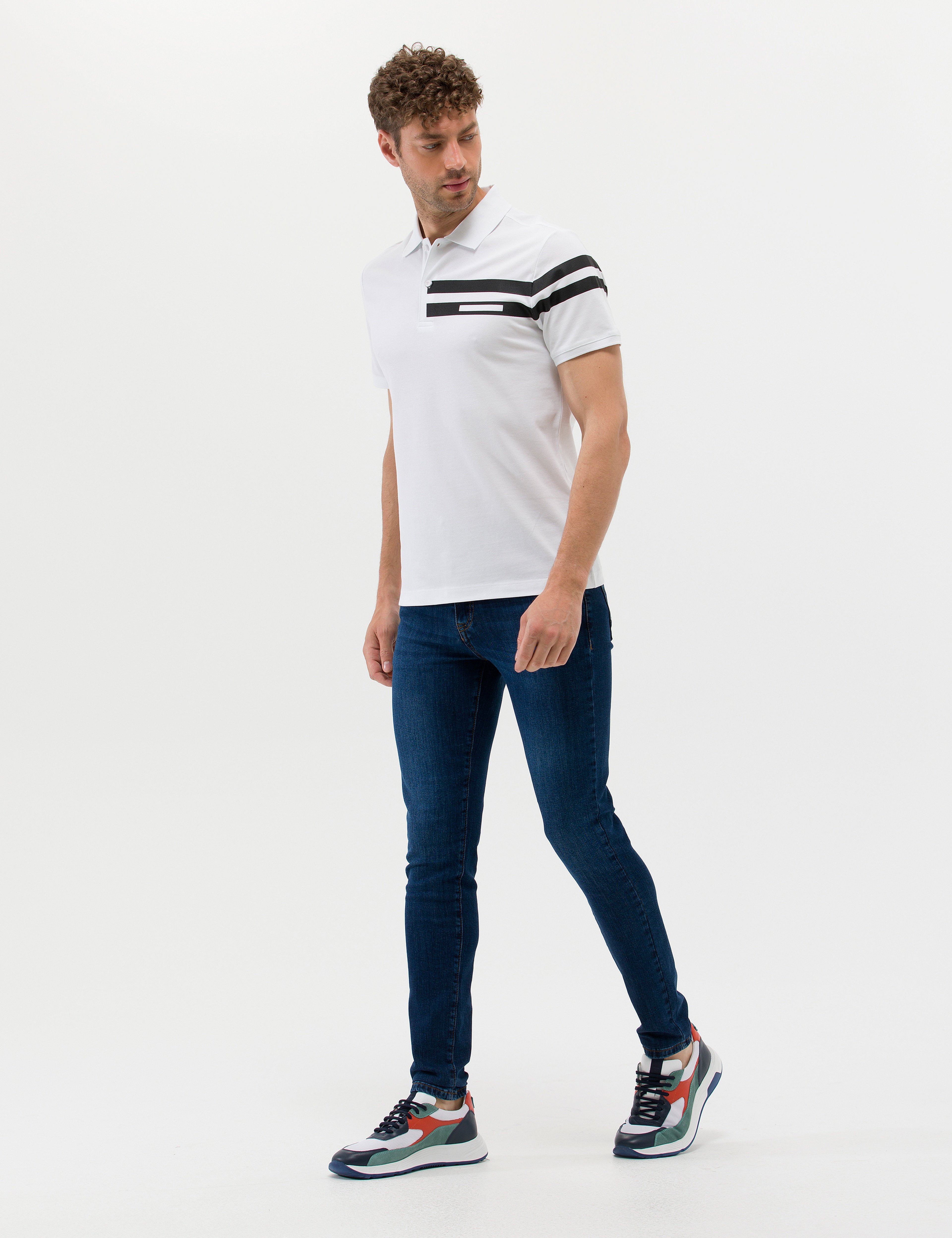Beyaz Slim Fit Polo Yaka Tişört - Image 4