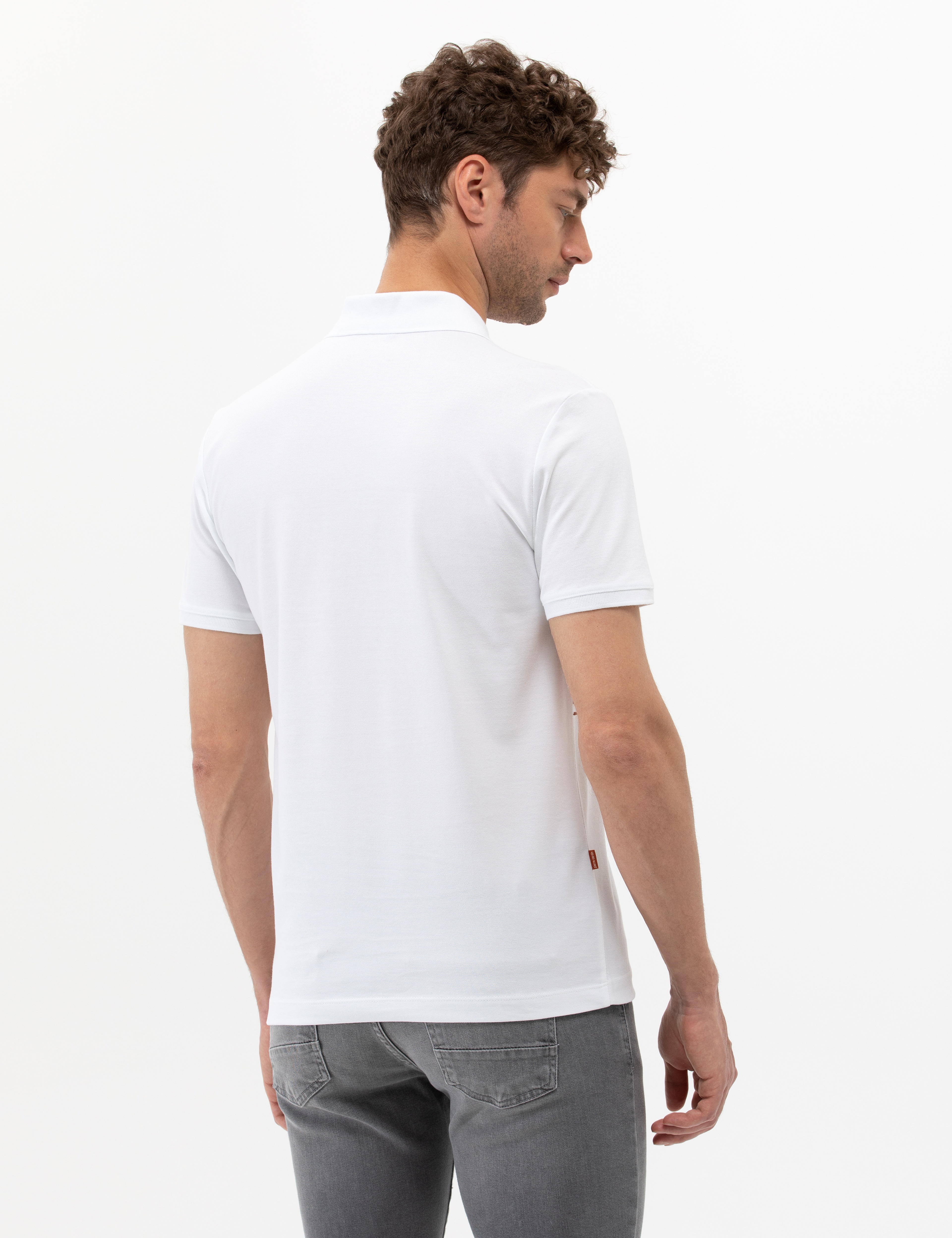Beyaz Slim Fit Polo Yaka Tişört