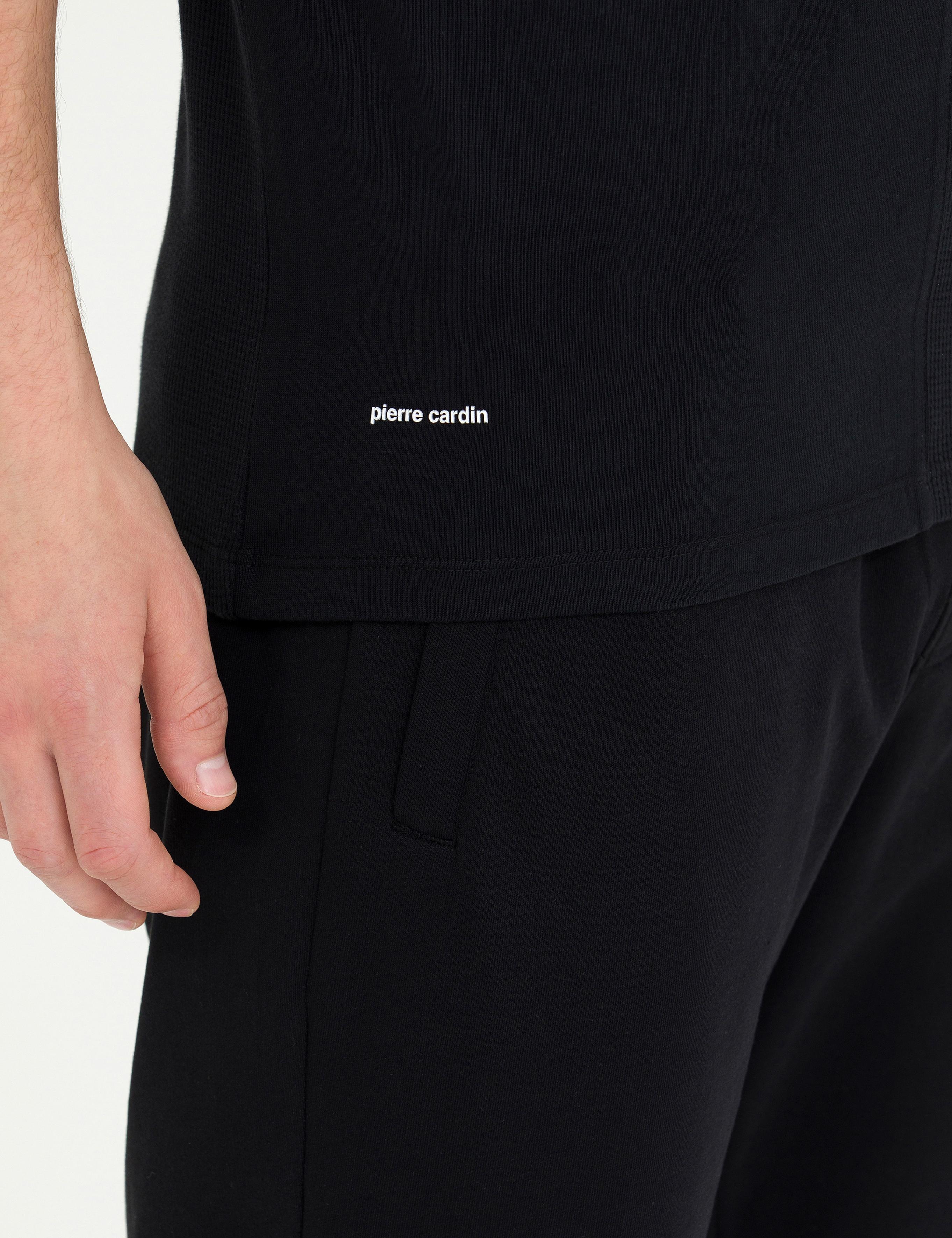 Siyah Regular Fit Bisiklet Yaka Tişört